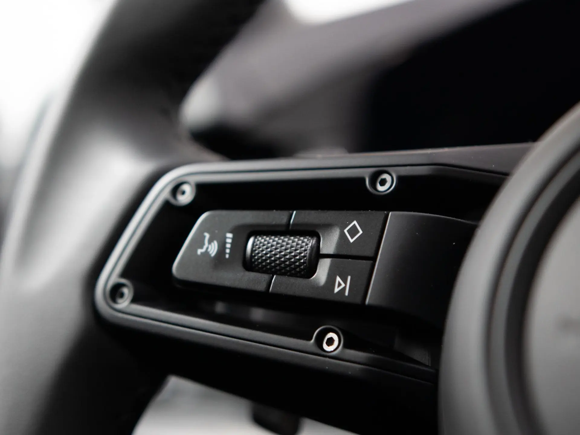 Cayenne E-Hybrid Black Edition