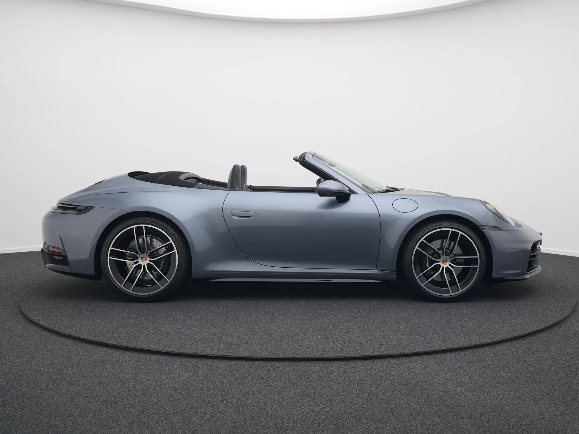 911 Carrera Cabriolet MJ2025
