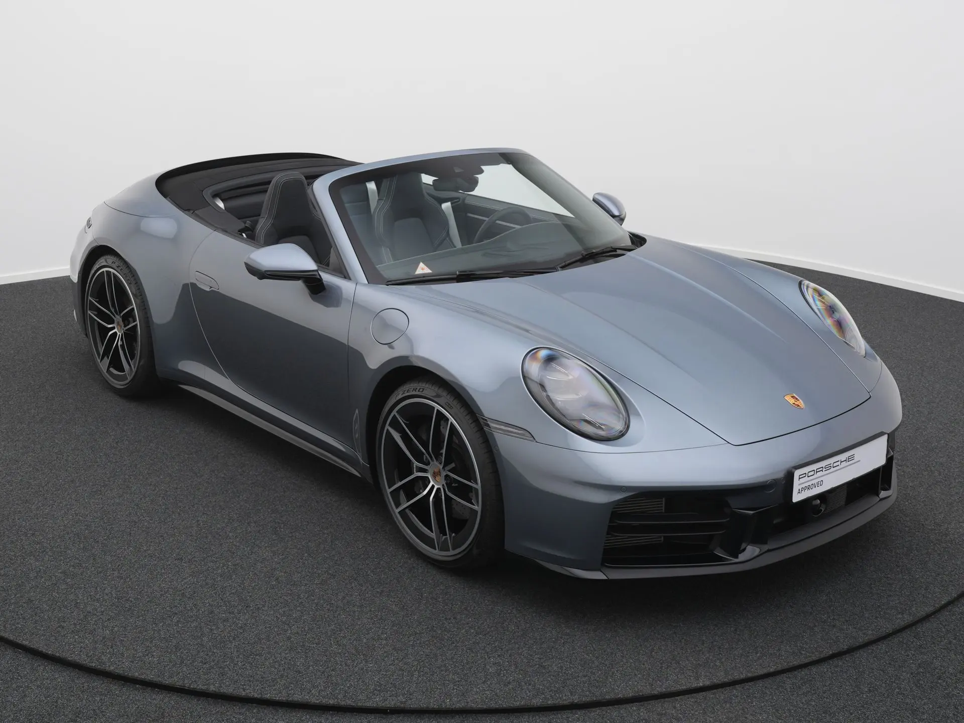 911 Carrera Cabriolet MJ2025