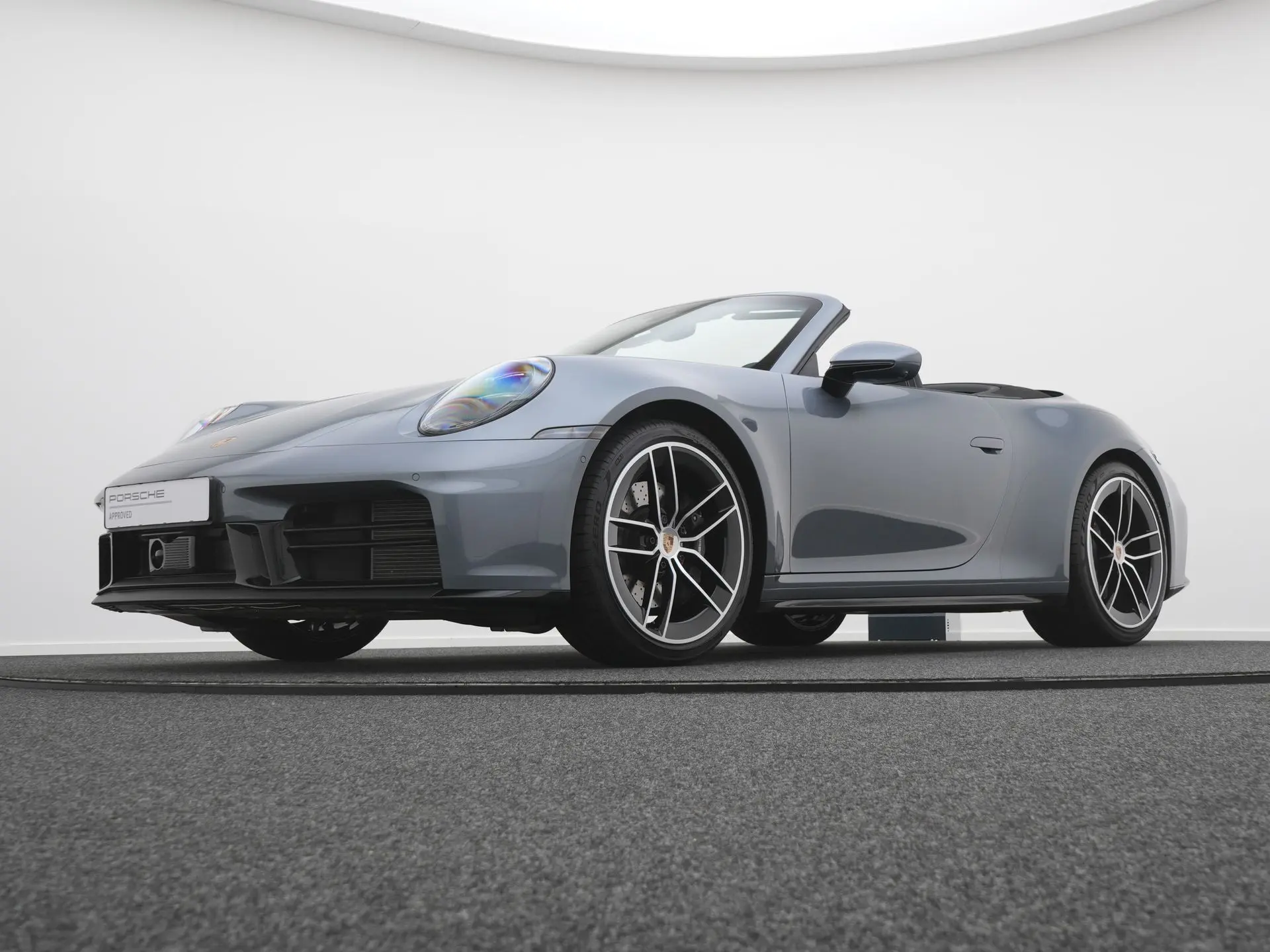 911 Carrera Cabriolet MJ2025