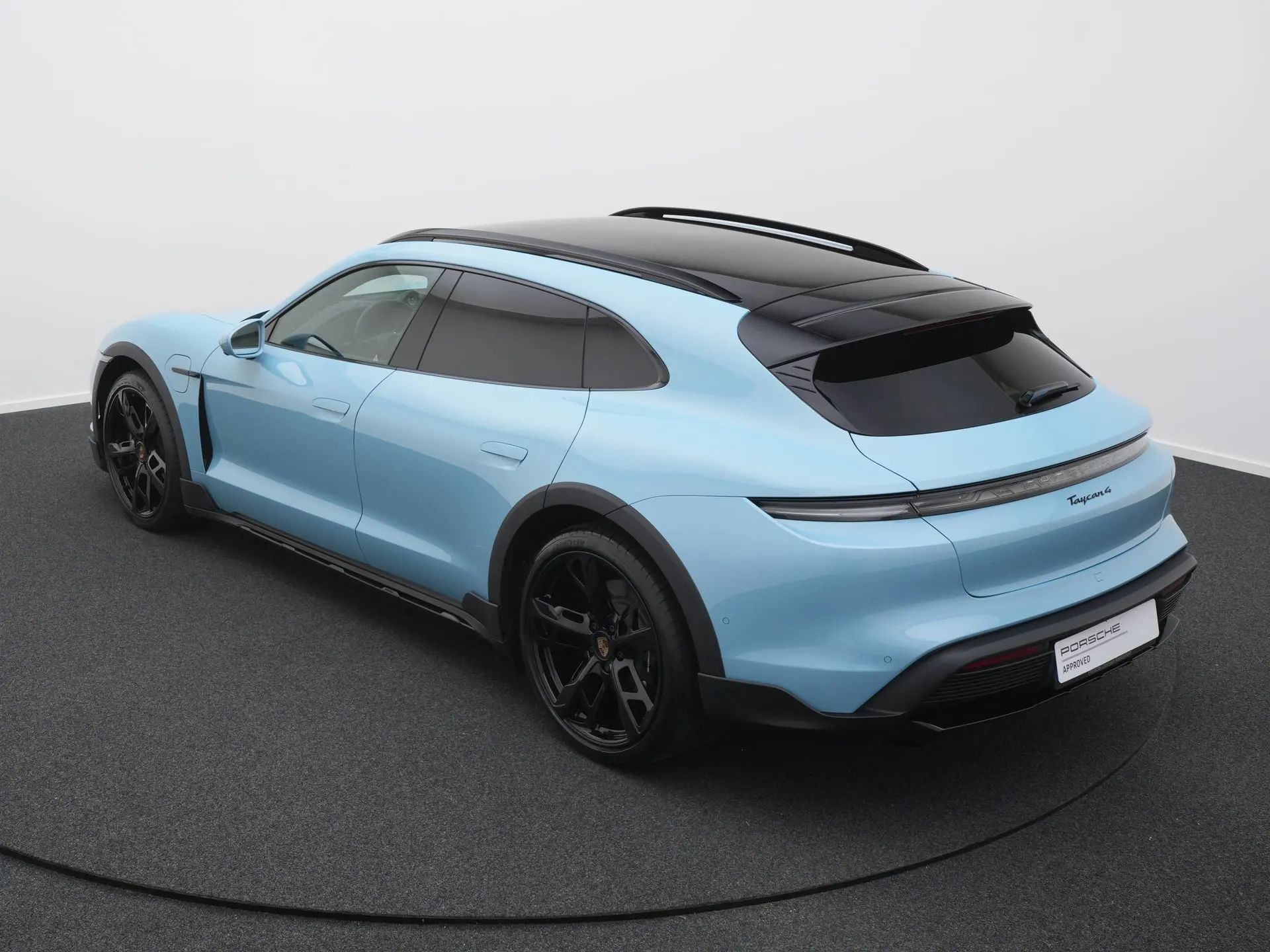 Taycan 4 Cross Turismo
