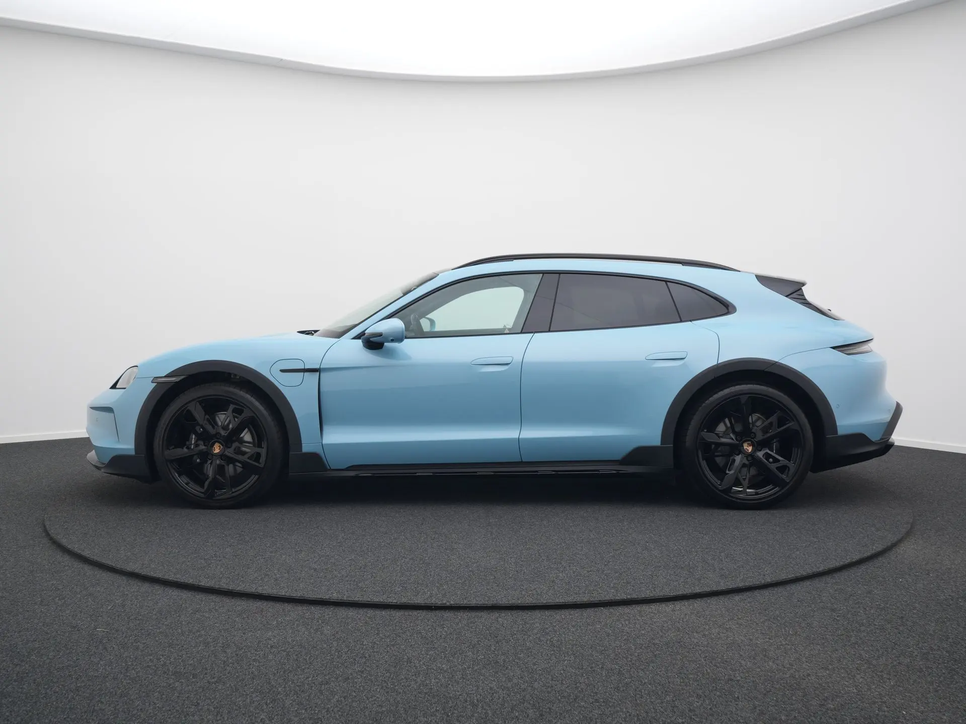 Taycan 4 Cross Turismo