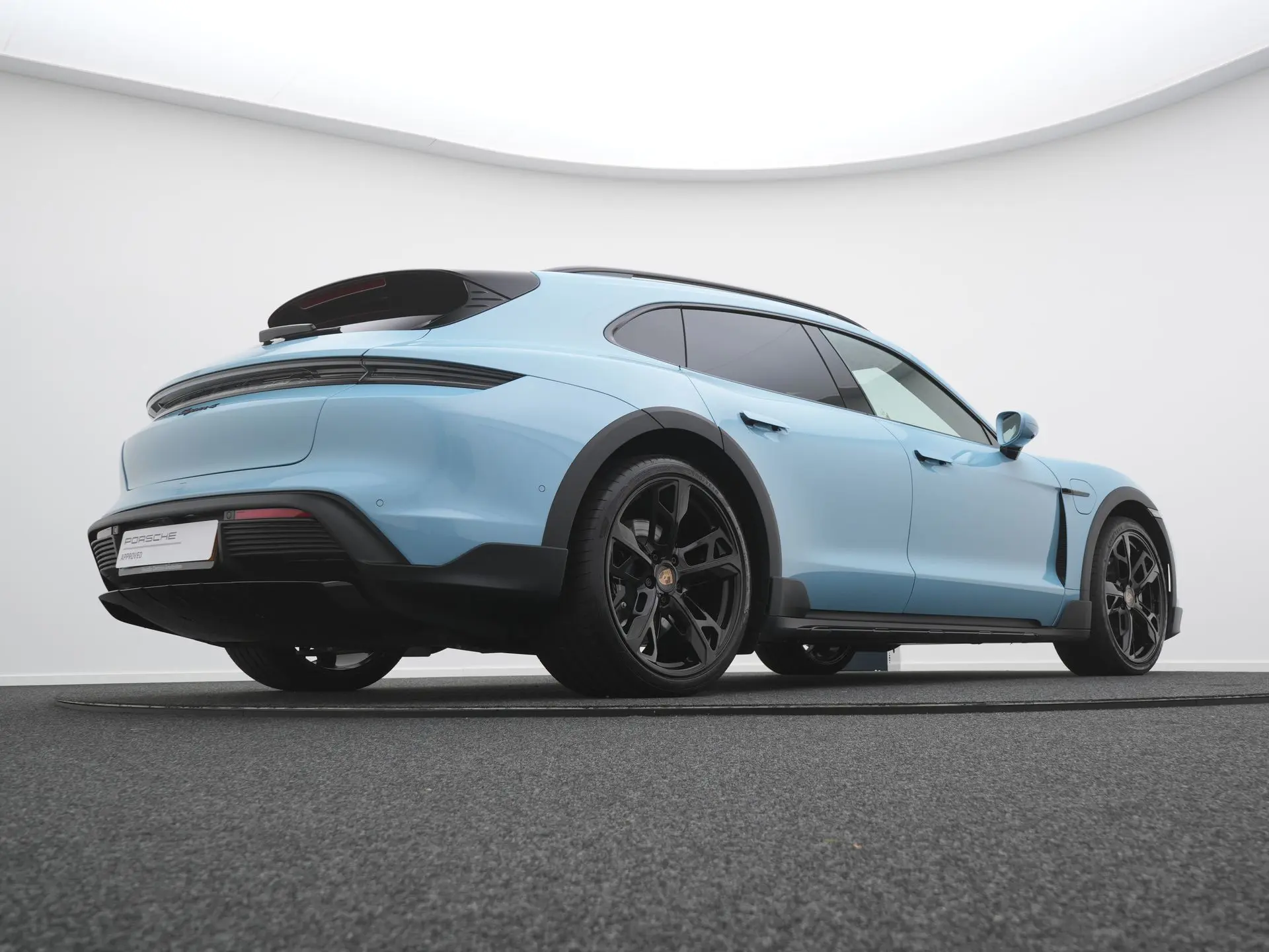 Taycan 4 Cross Turismo