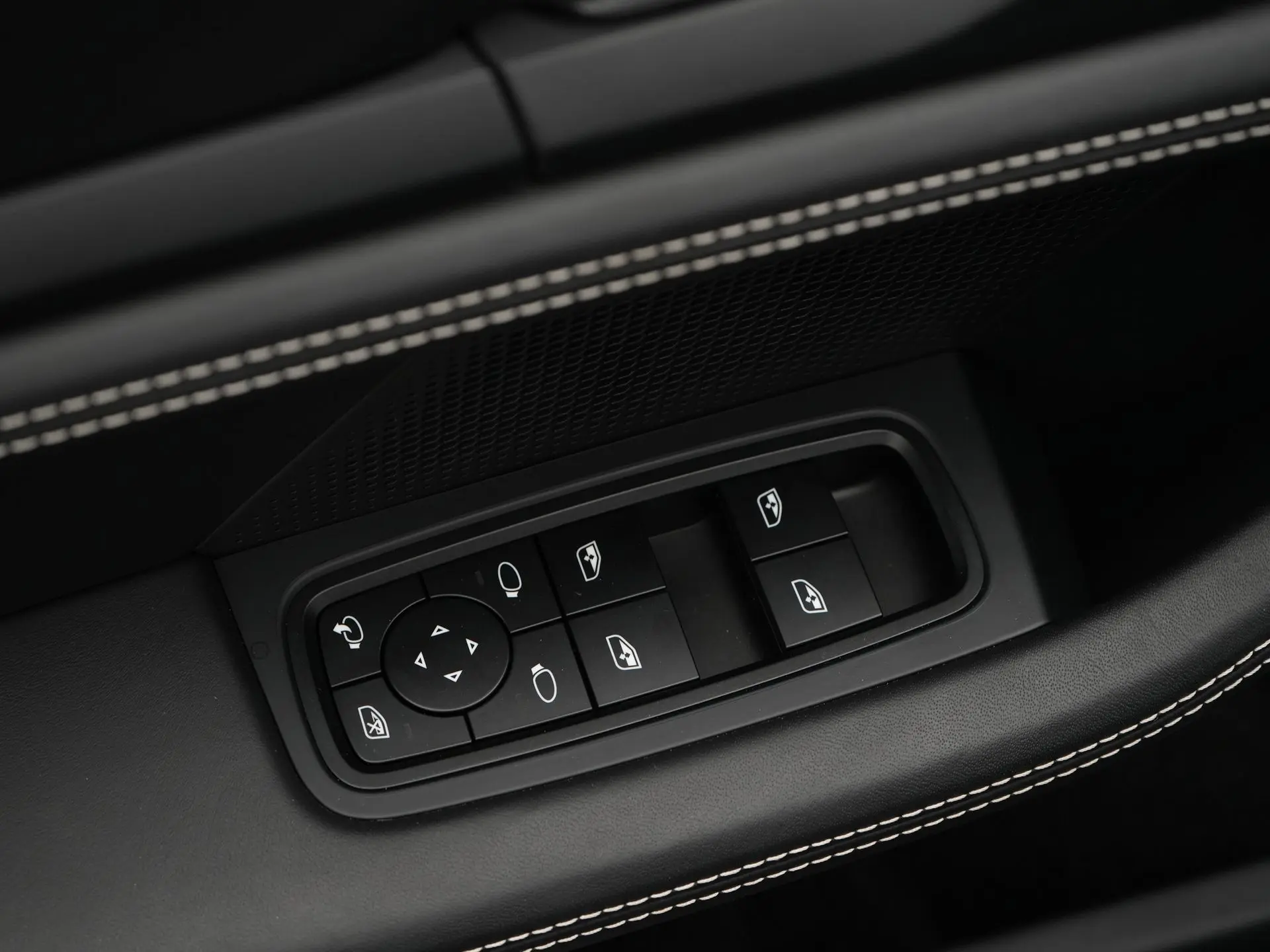 Taycan 4 Cross Turismo