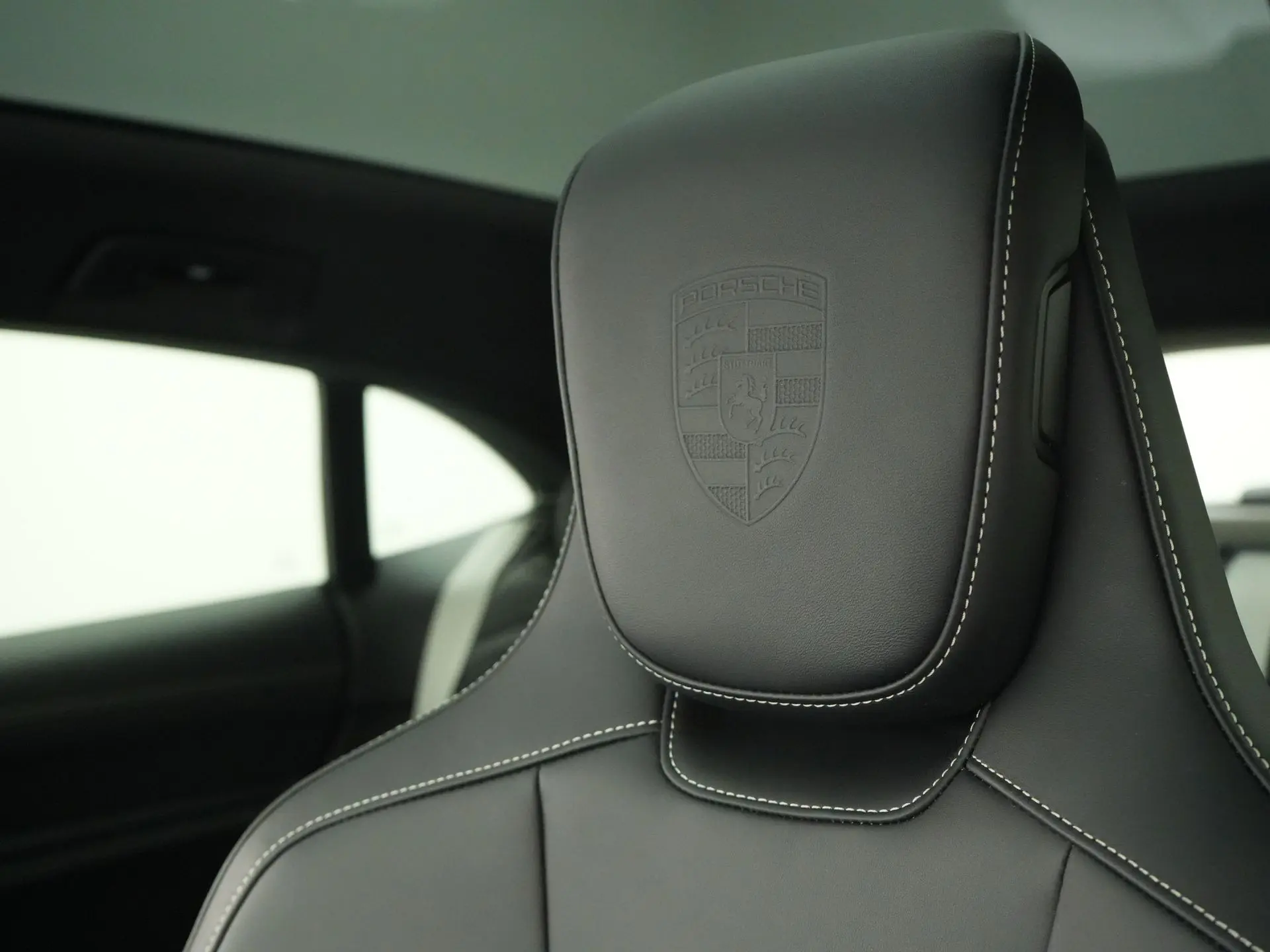 Taycan 4 Cross Turismo