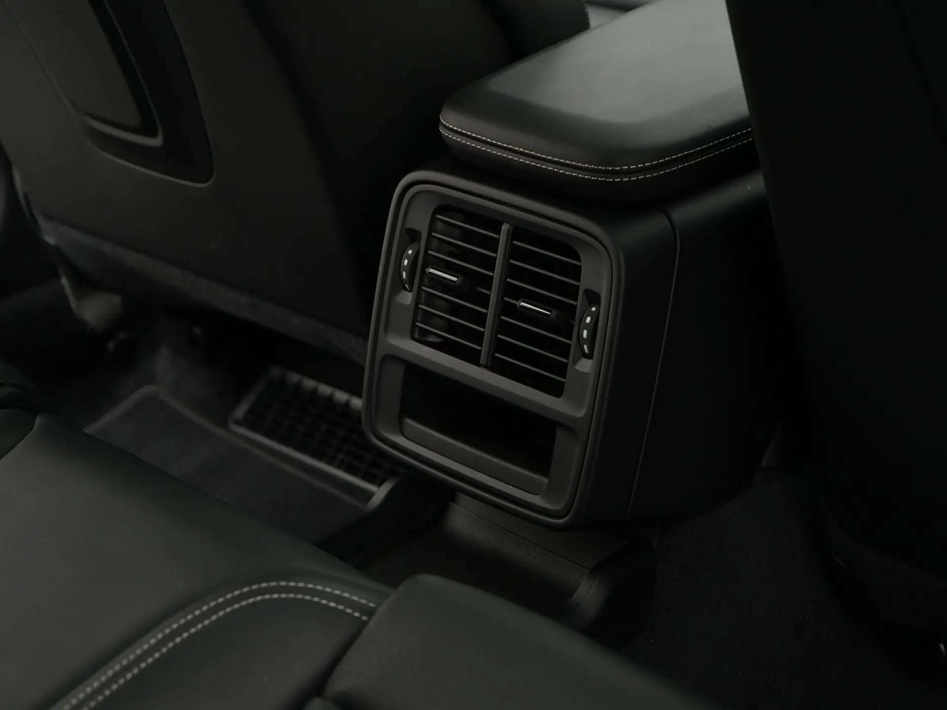 Taycan 4 Cross Turismo