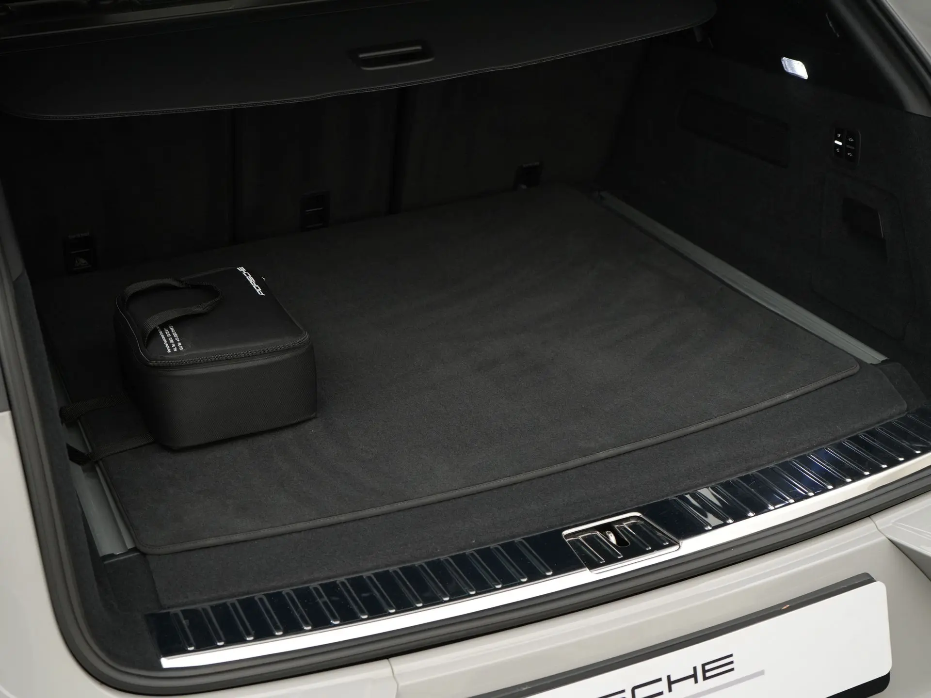 Cayenne Cayenne Turbo E-Hybrid