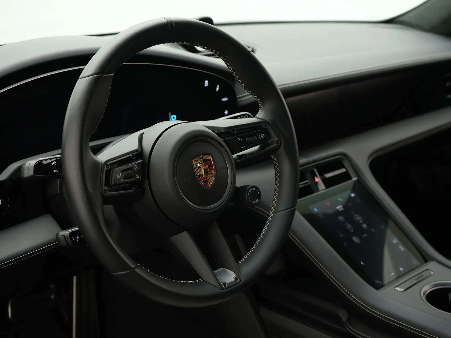 Taycan Turbo S Sport Turismo MJ2023