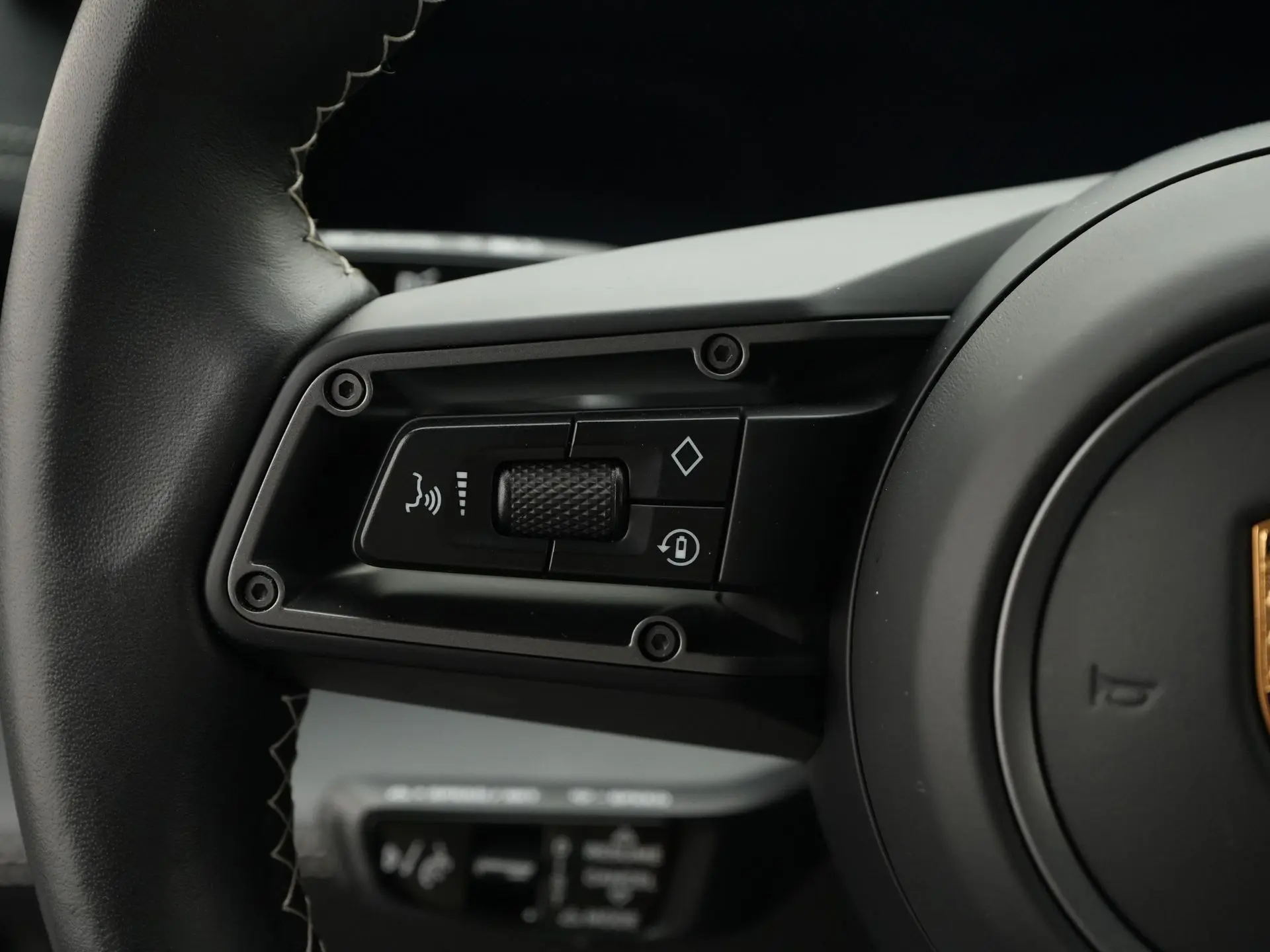 Taycan Turbo S Sport Turismo MJ2023