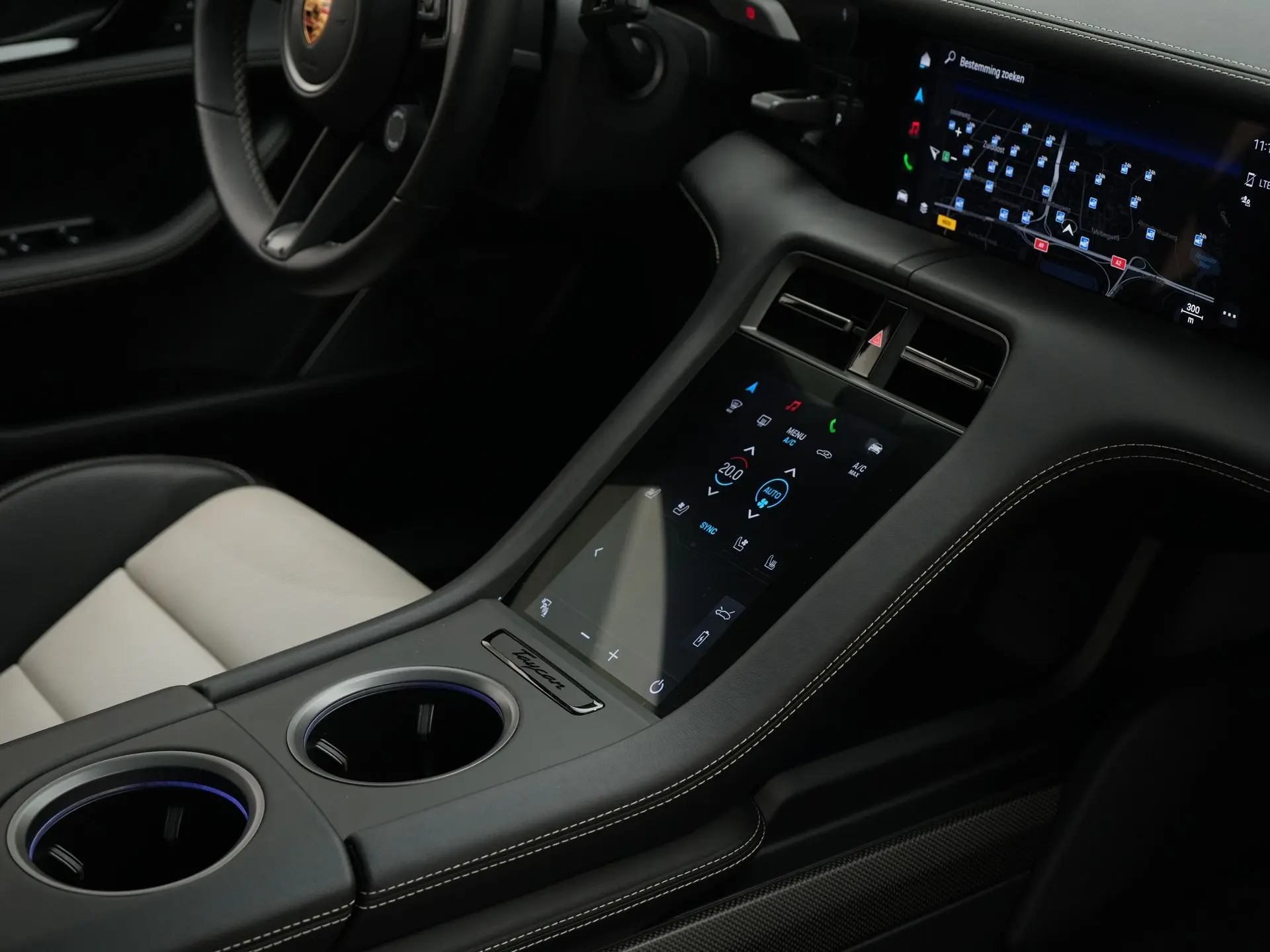 Taycan Turbo S Sport Turismo MJ2023