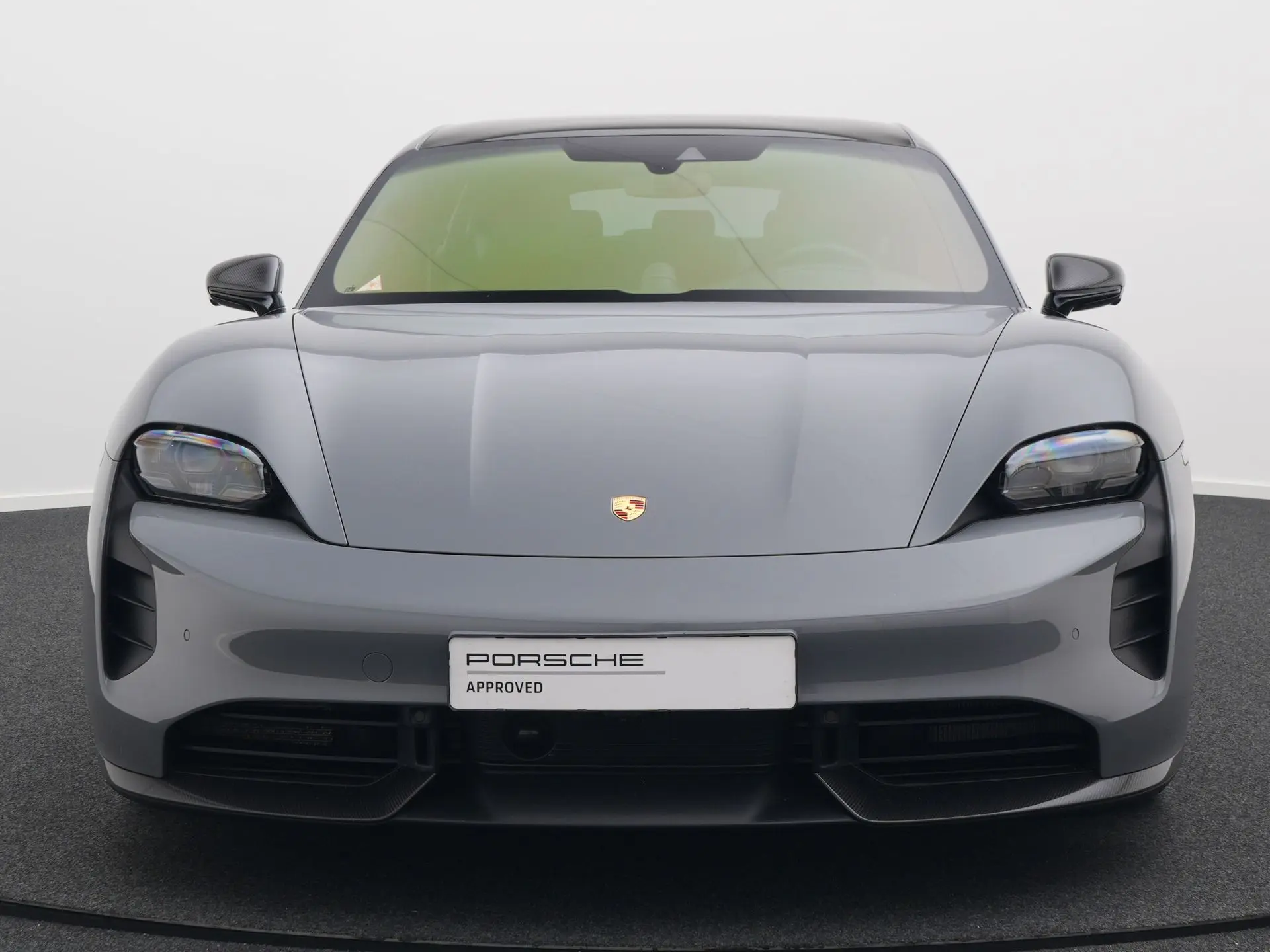 Taycan Turbo S Sport Turismo