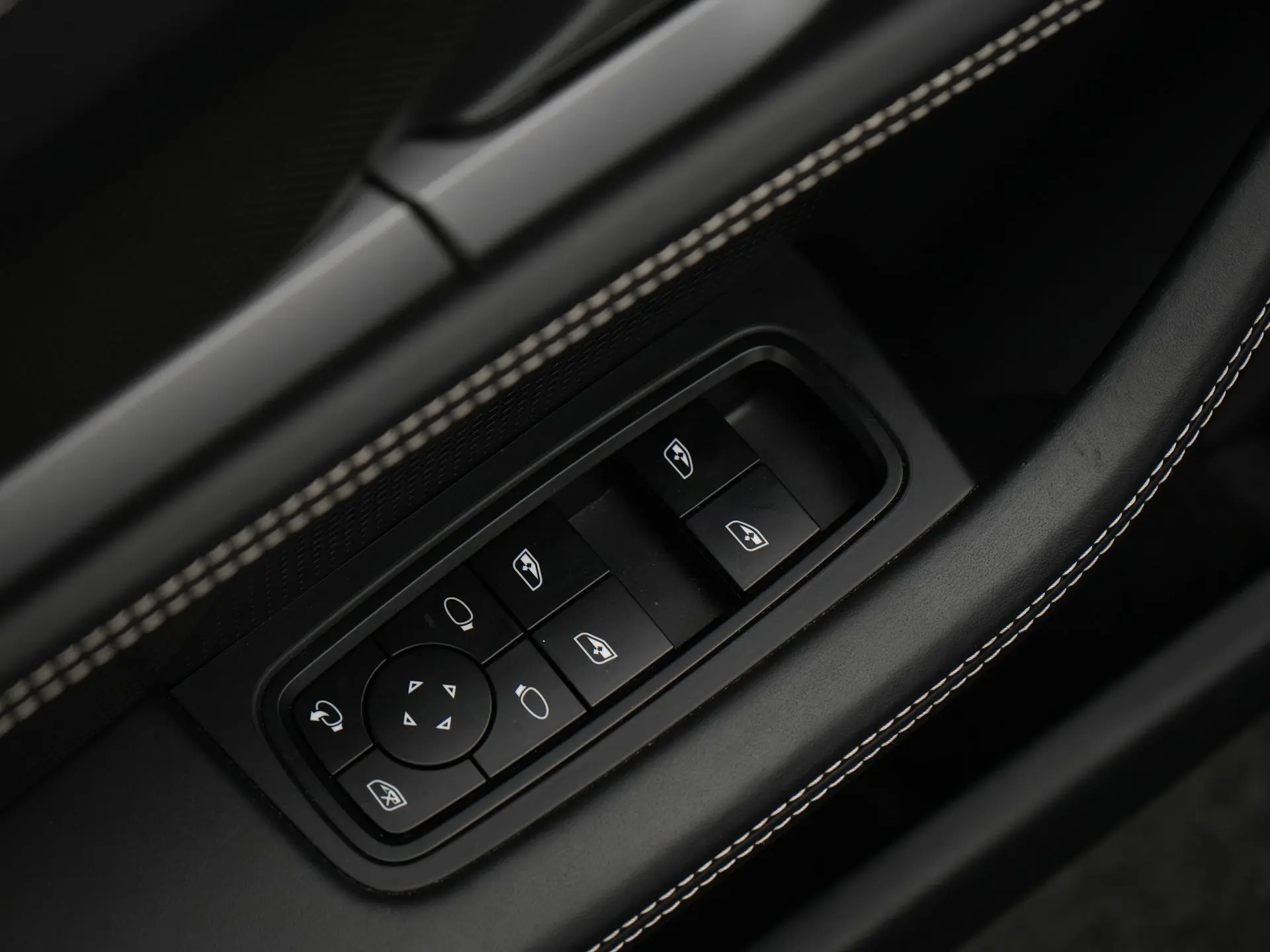 Taycan Turbo S Sport Turismo