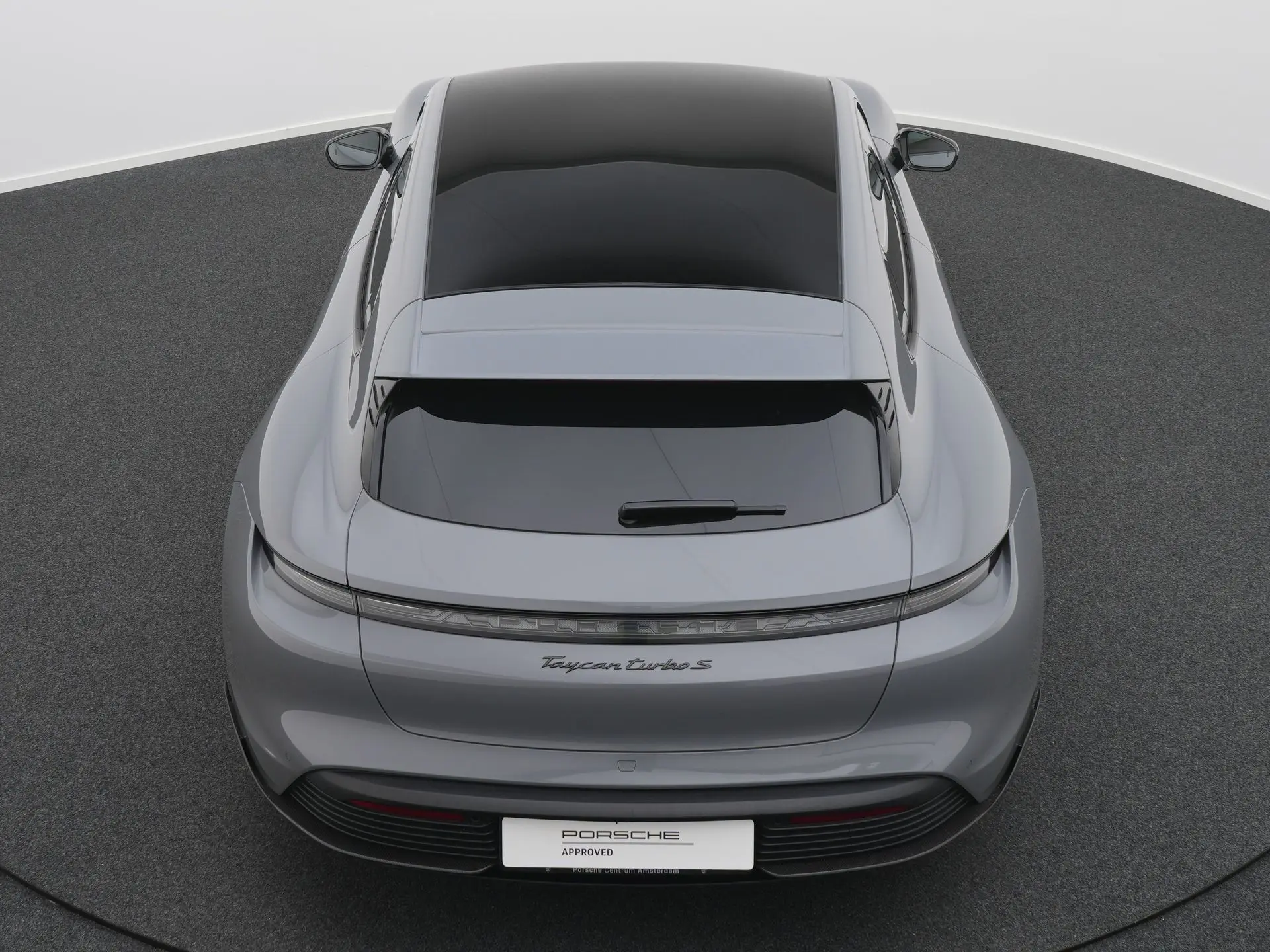 Taycan Turbo S Sport Turismo