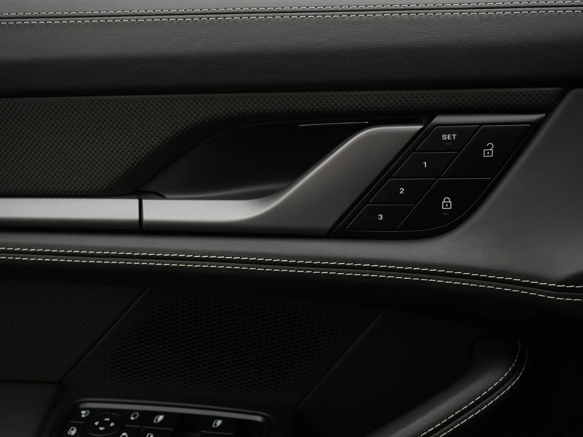 Taycan Turbo S Sport Turismo