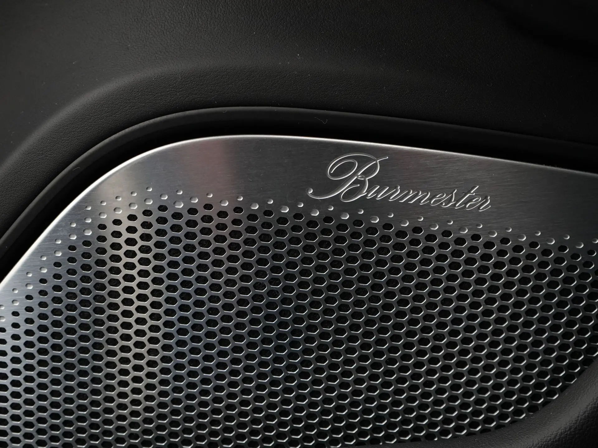 Taycan Turbo S Sport Turismo