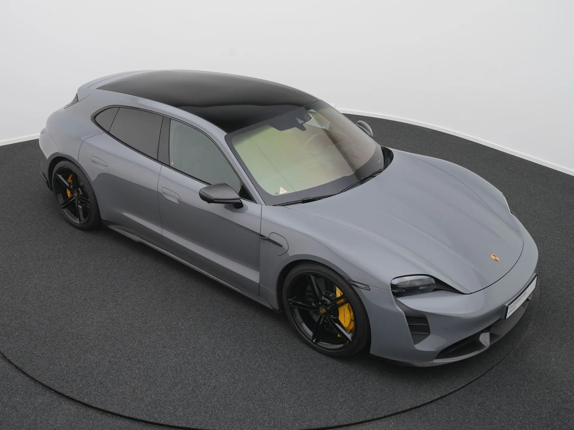 Taycan Turbo S Sport Turismo