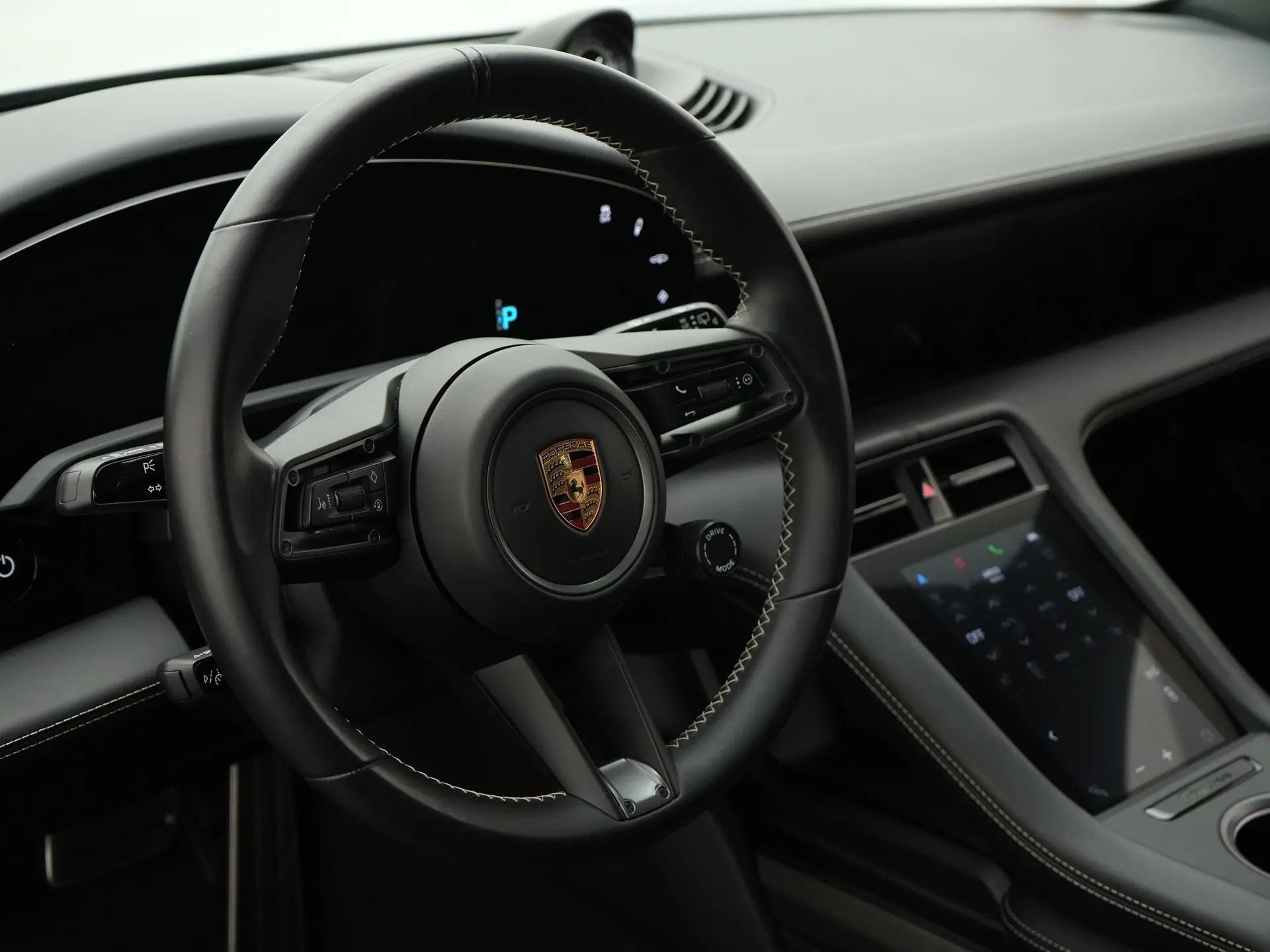 Taycan Turbo S Sport Turismo