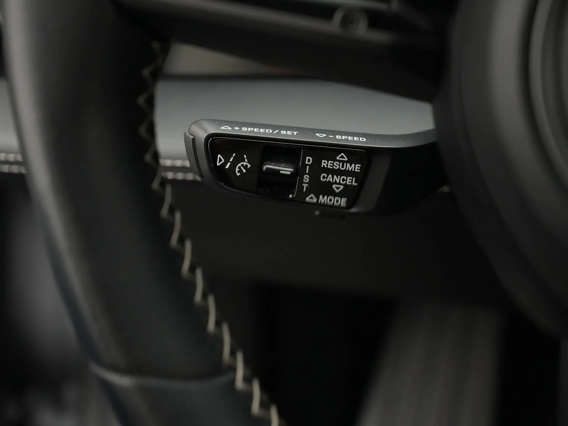 Taycan Turbo S Sport Turismo