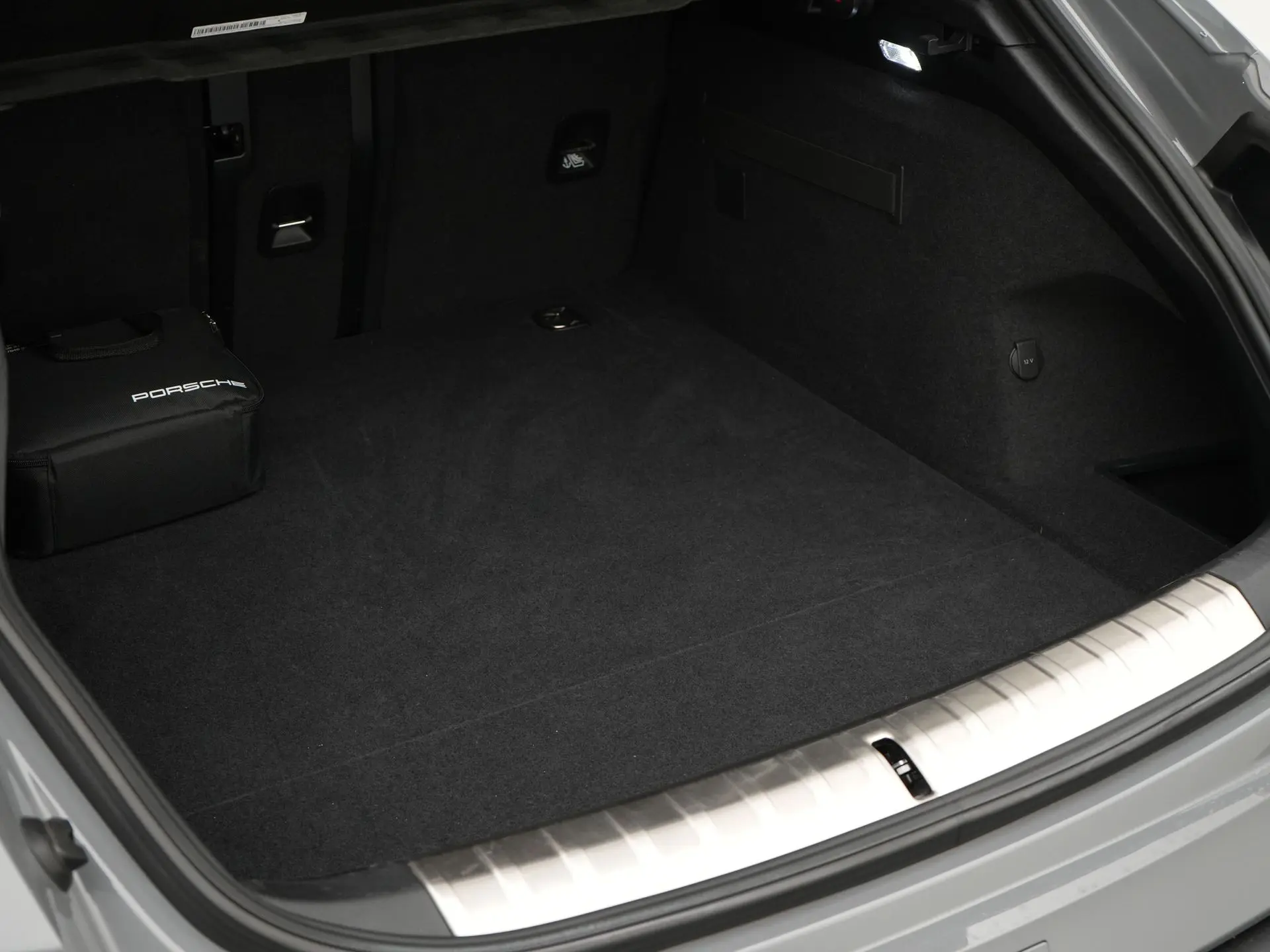 Taycan Turbo S Sport Turismo