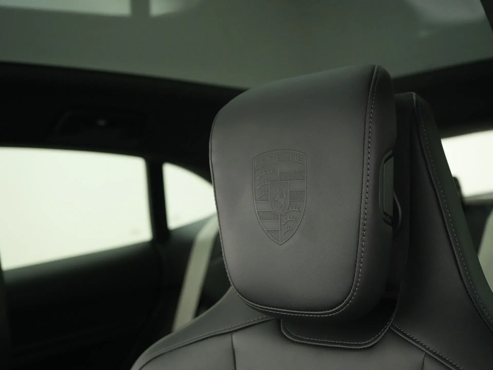 Taycan Sport Tursimo