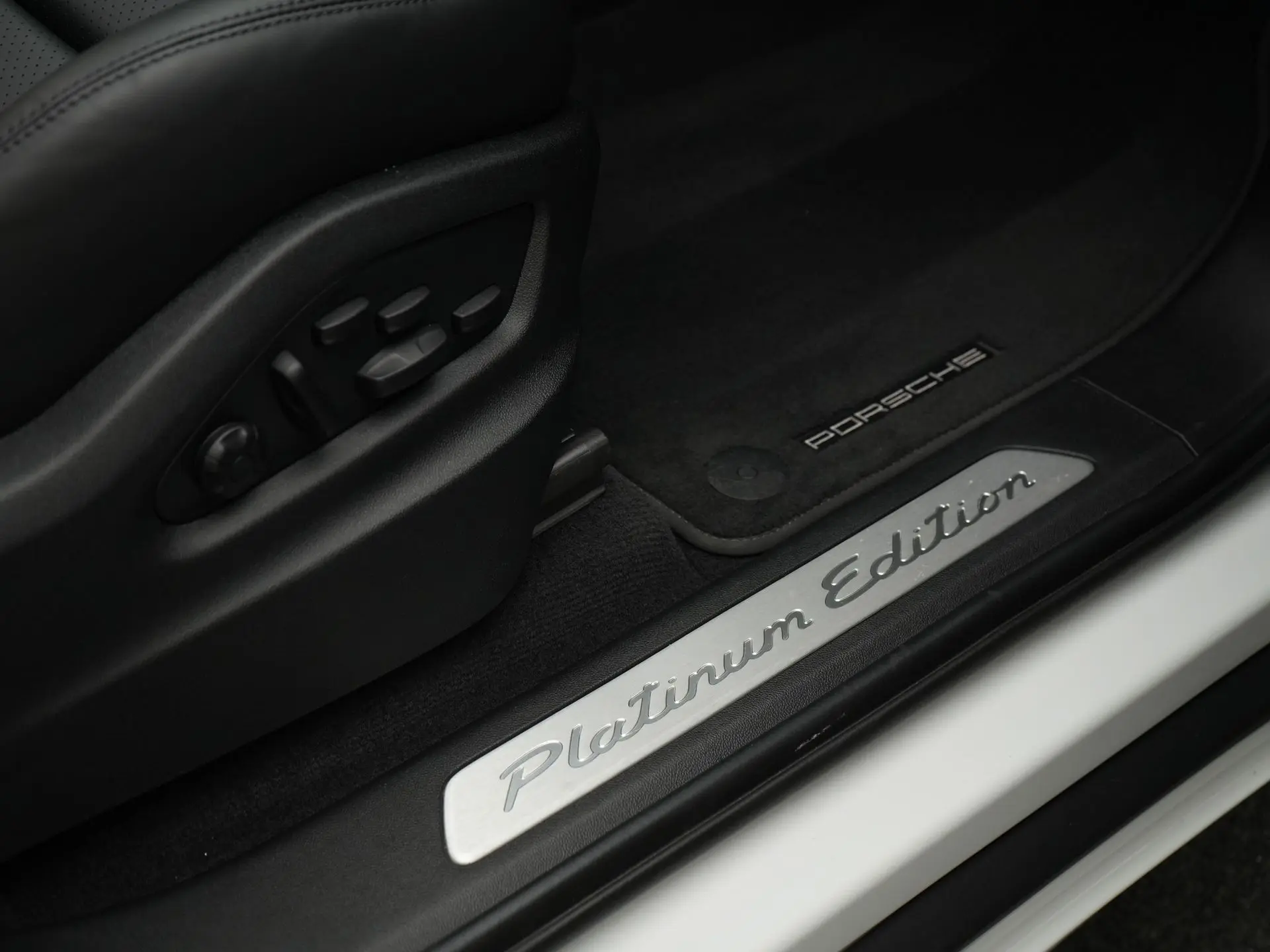 Cayenne E-Hybrid Platinum Edition