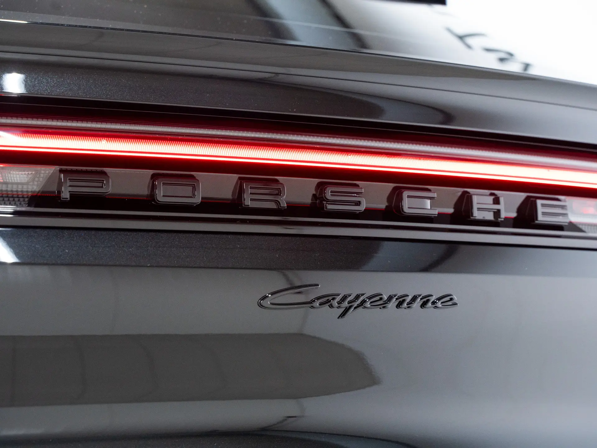 Cayenne E-Hybrid Black Edition Coupé