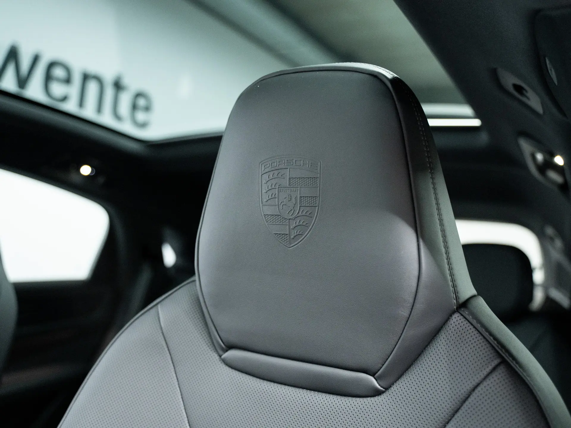 Cayenne E-Hybrid Black Edition Coupé