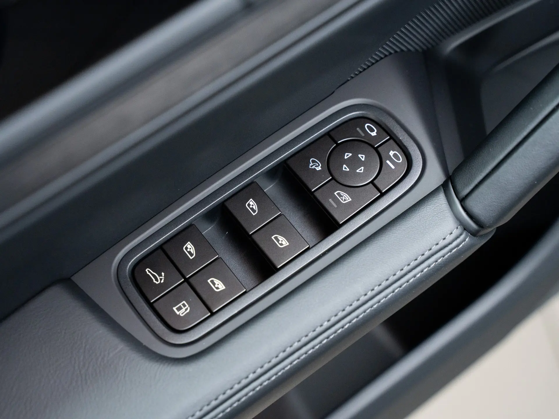 Cayenne E-Hybrid Black Edition Coupé