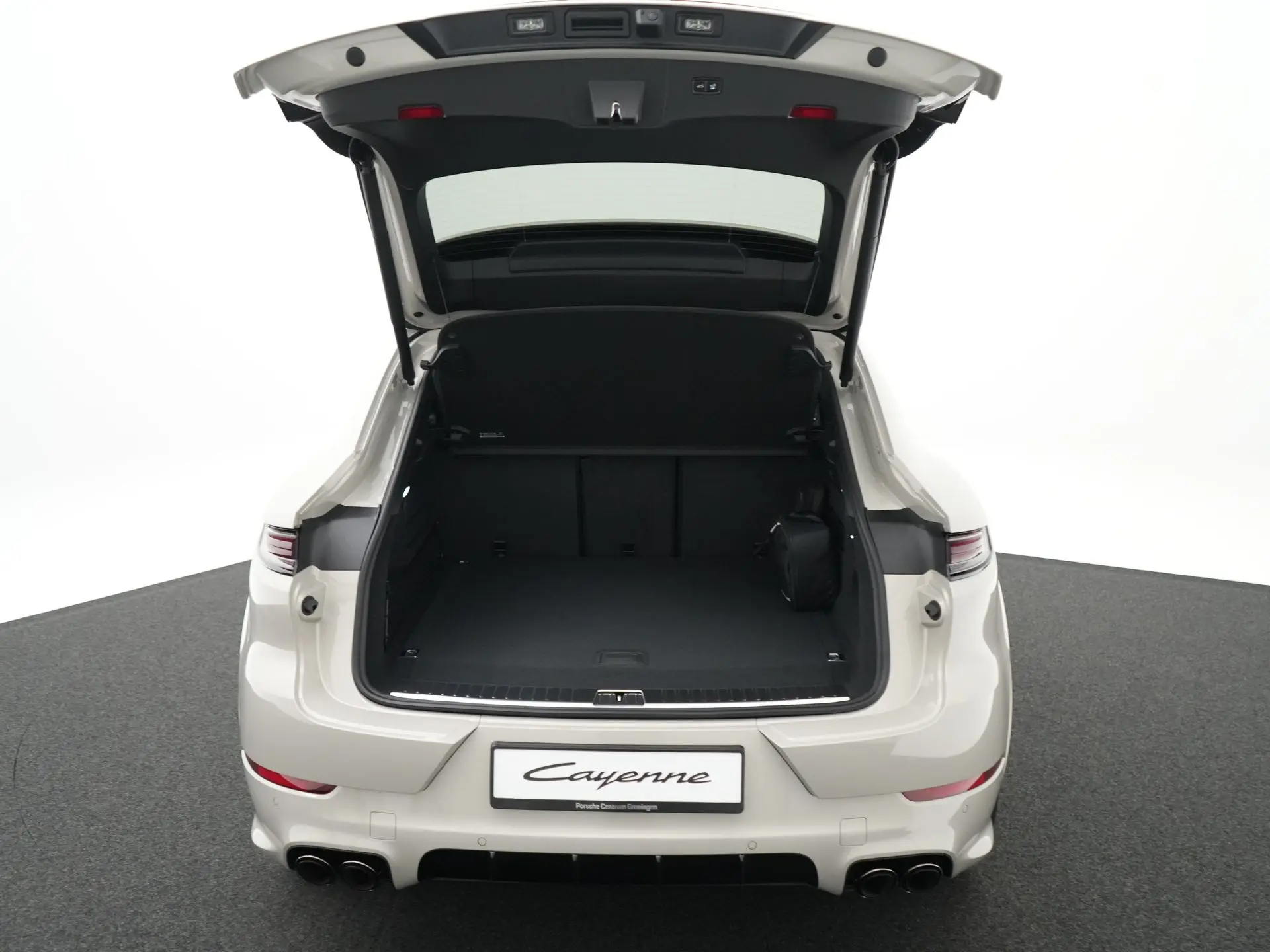 Cayenne E-Hybrid Black Edition Coupé