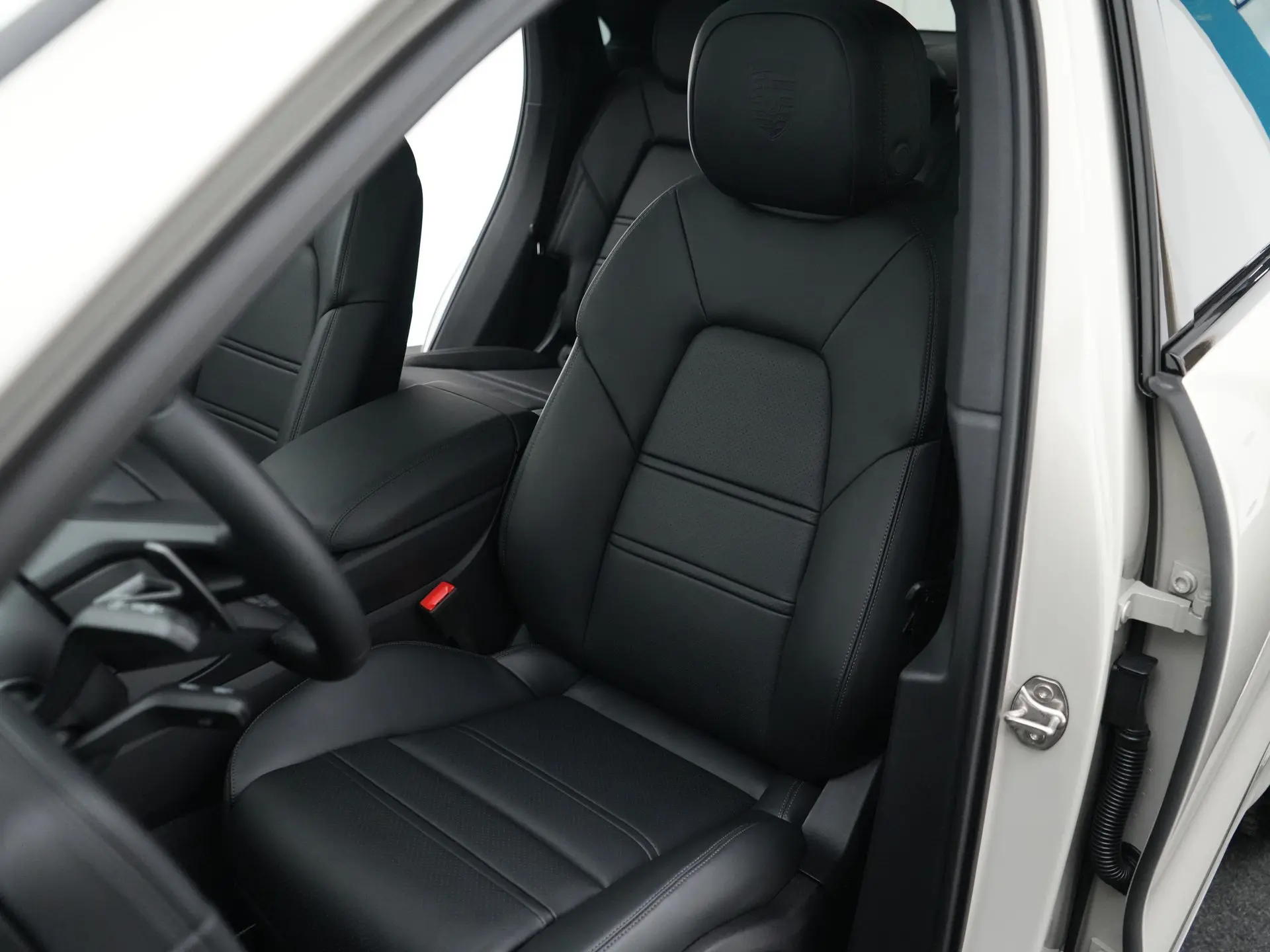 Cayenne E-Hybrid Black Edition Coupé