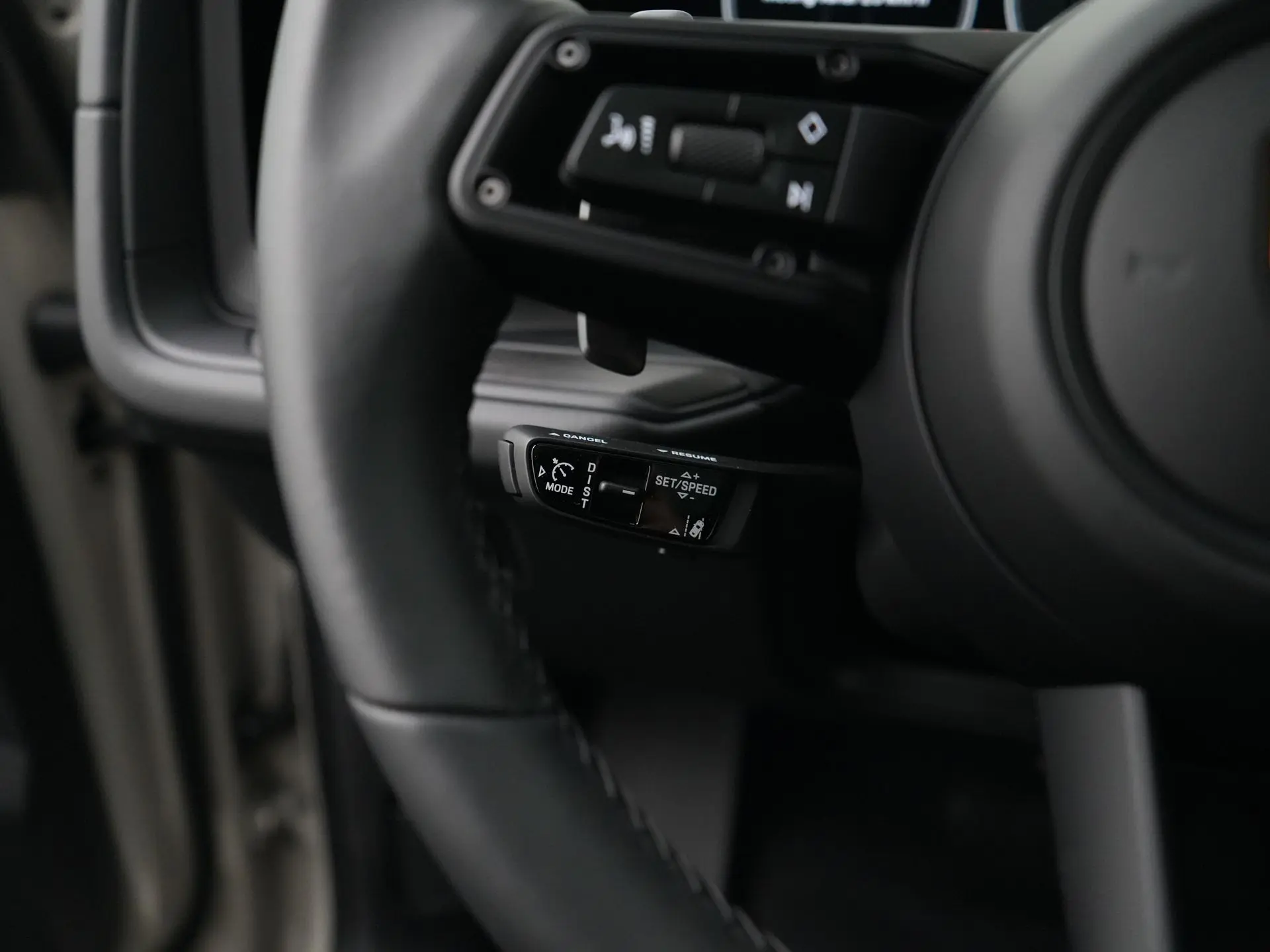 Cayenne E-Hybrid Black Edition Coupé