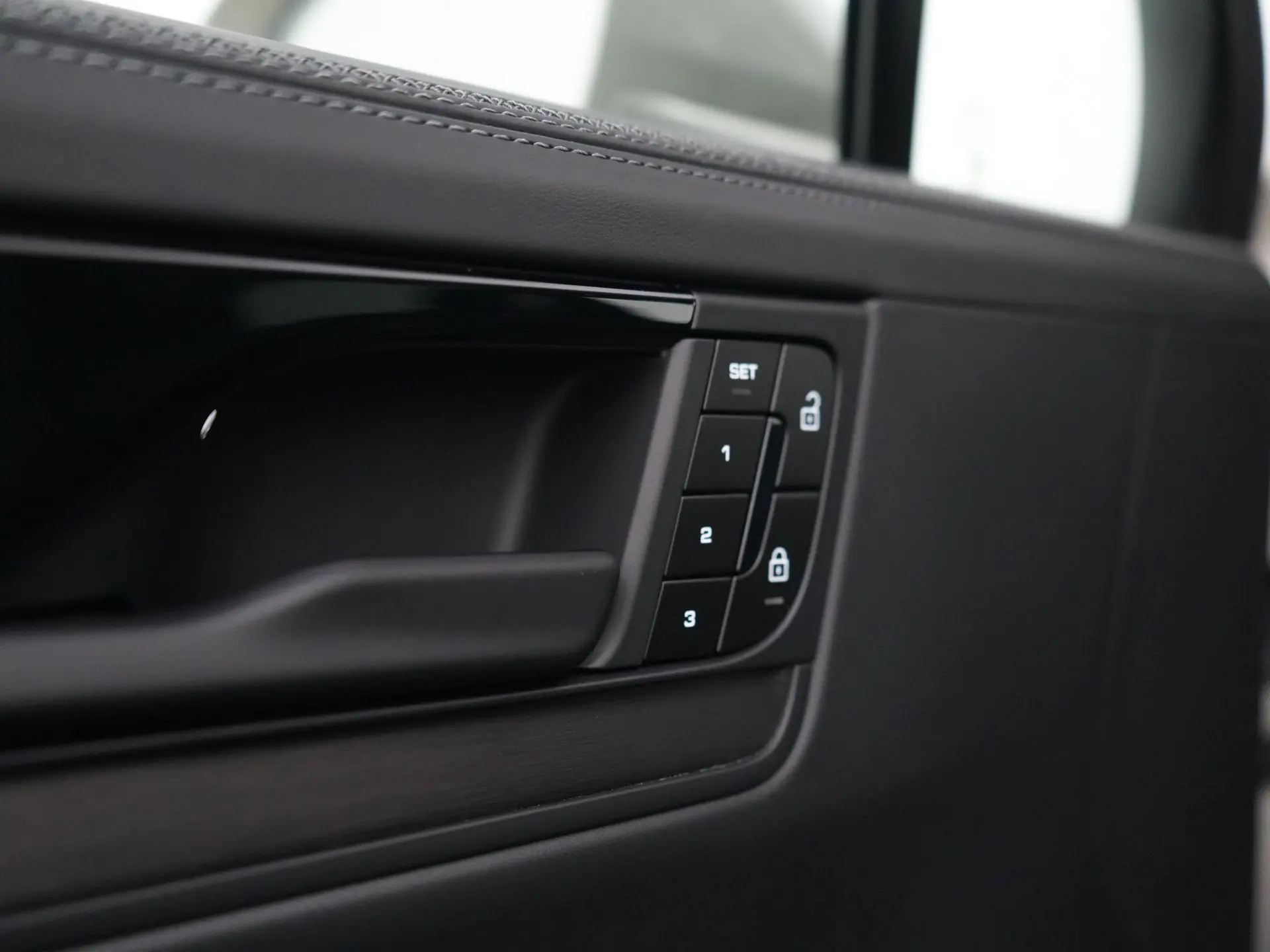 Cayenne E-Hybrid Black Edition Coupé