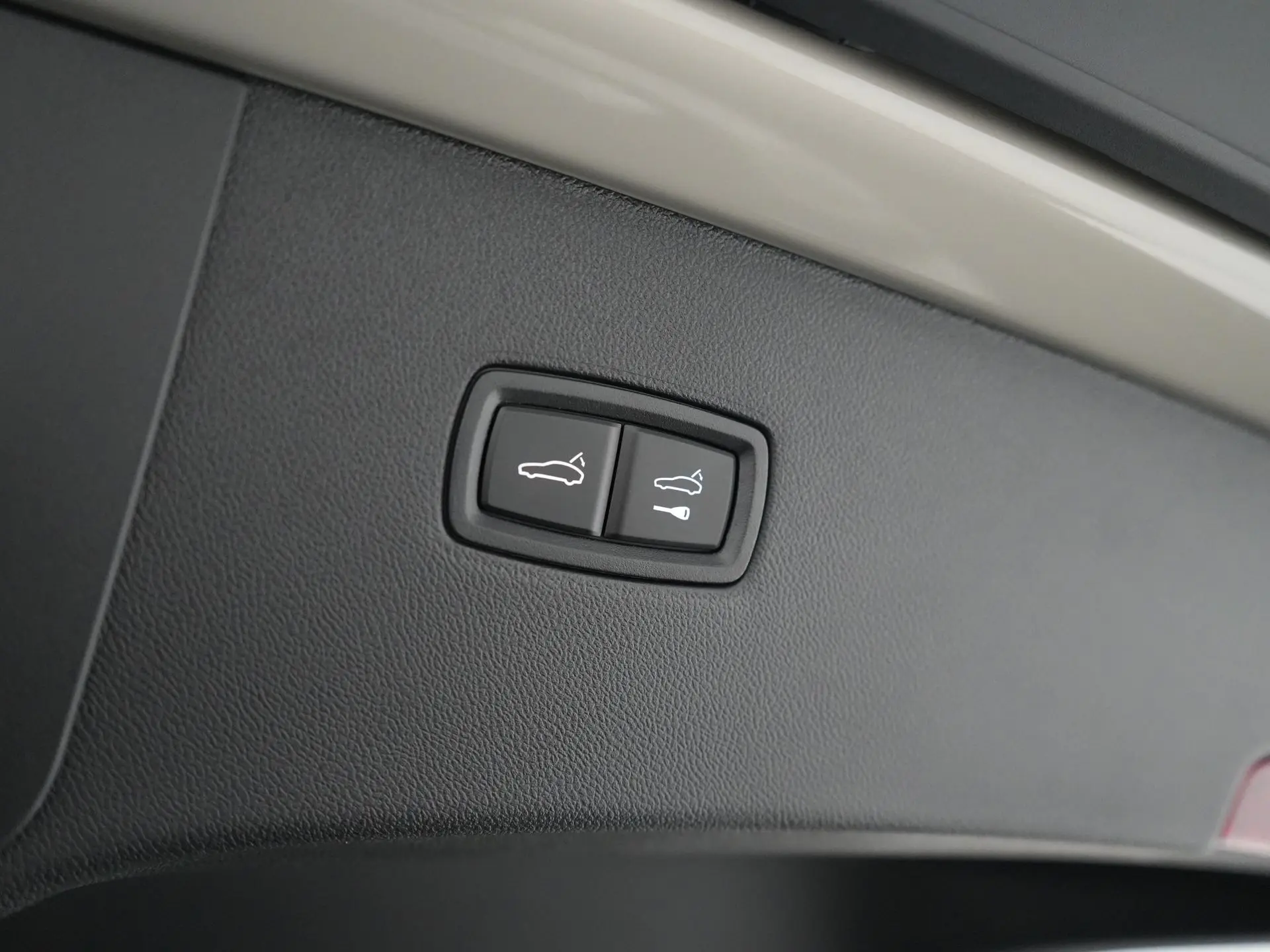 Cayenne E-Hybrid Black Edition Coupé