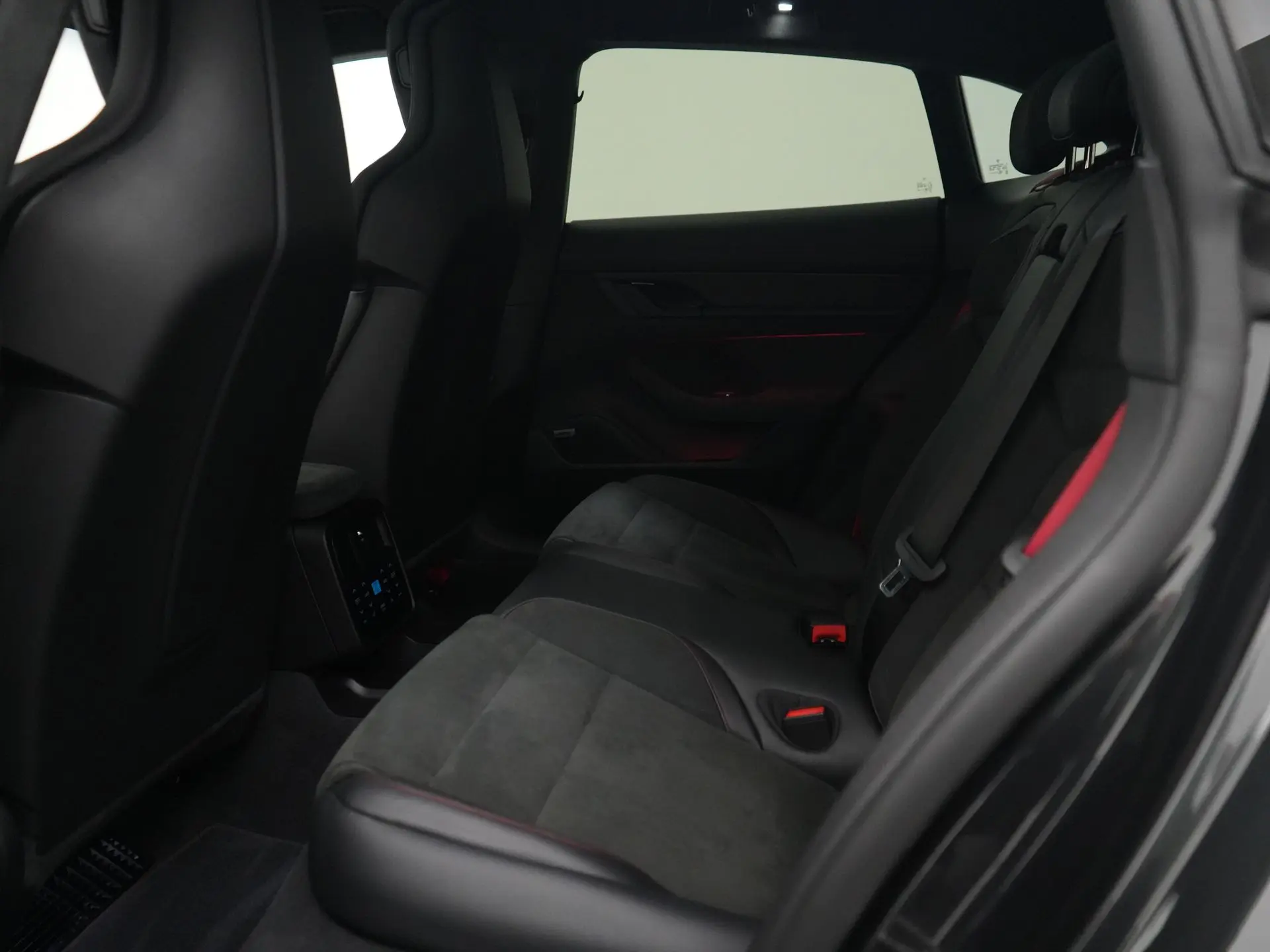 Taycan Sport Turismo GTS