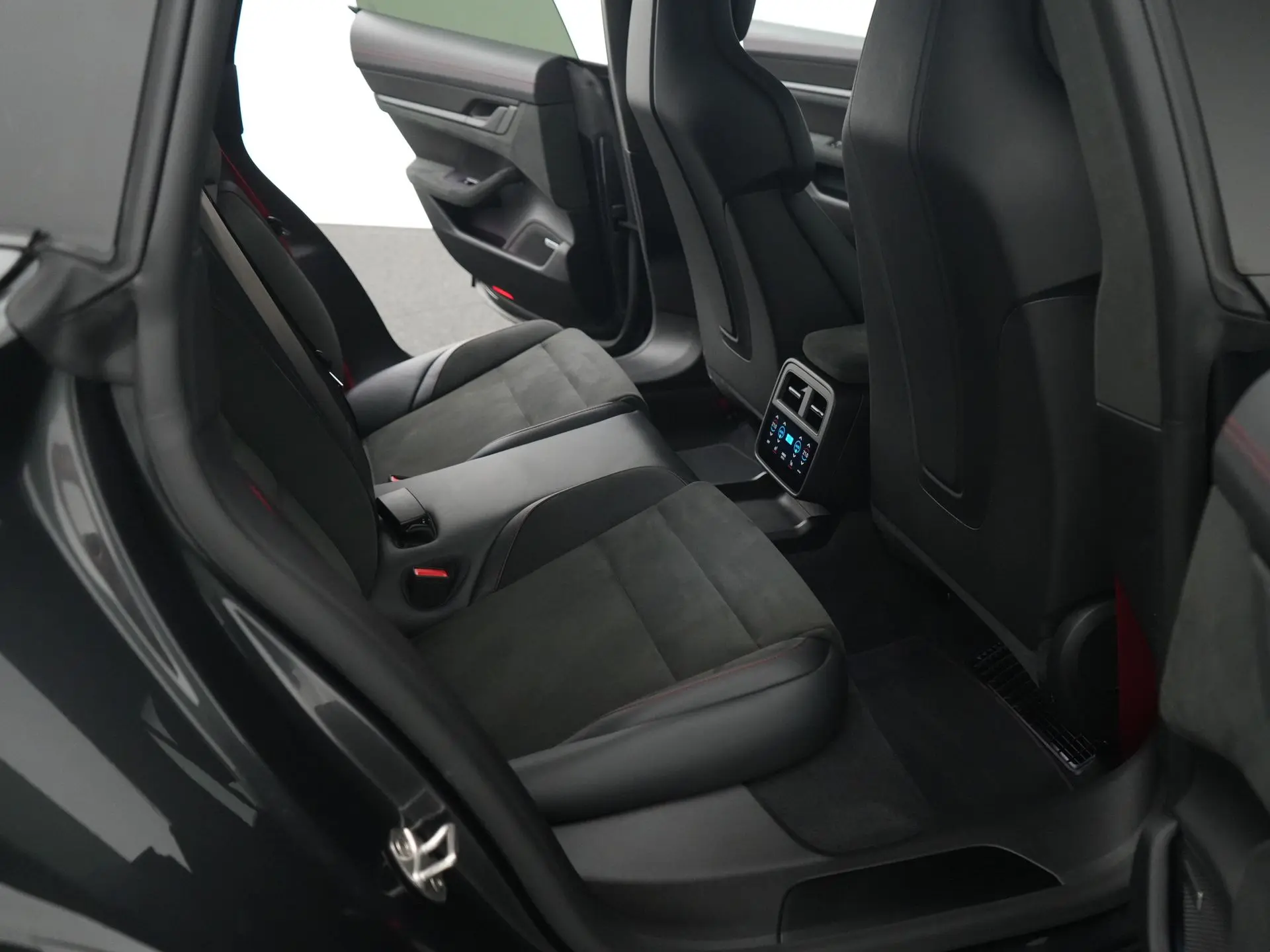 Taycan Sport Turismo GTS