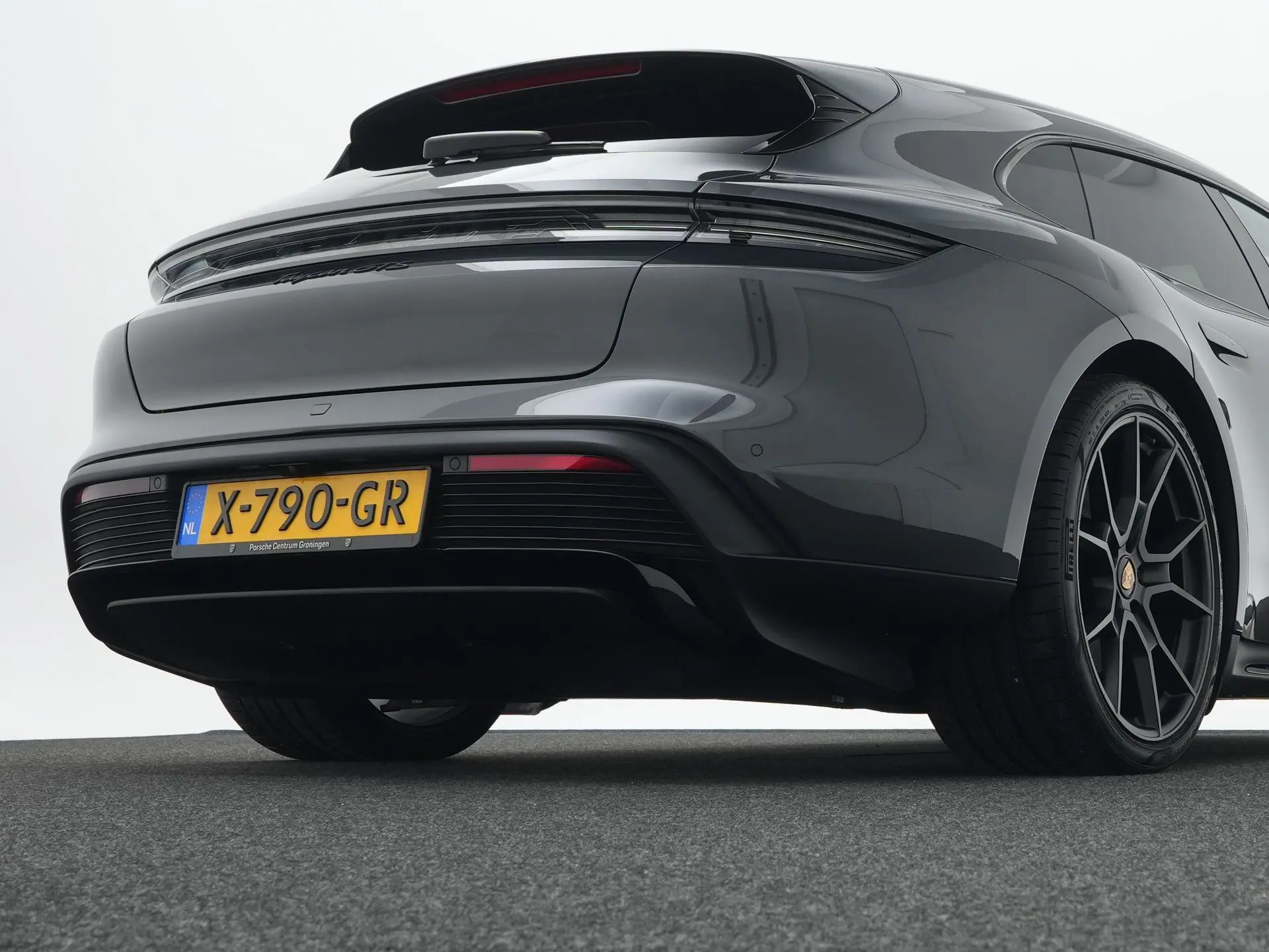 Taycan Sport Turismo GTS