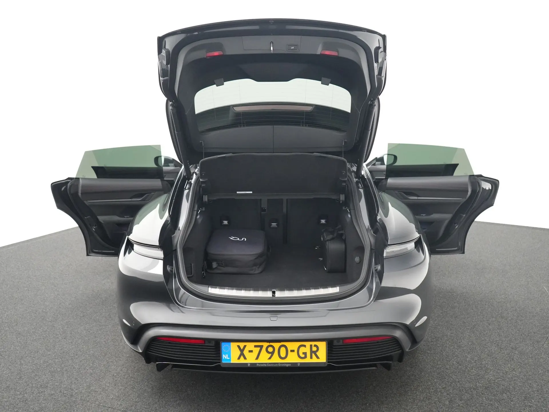 Taycan Sport Turismo GTS