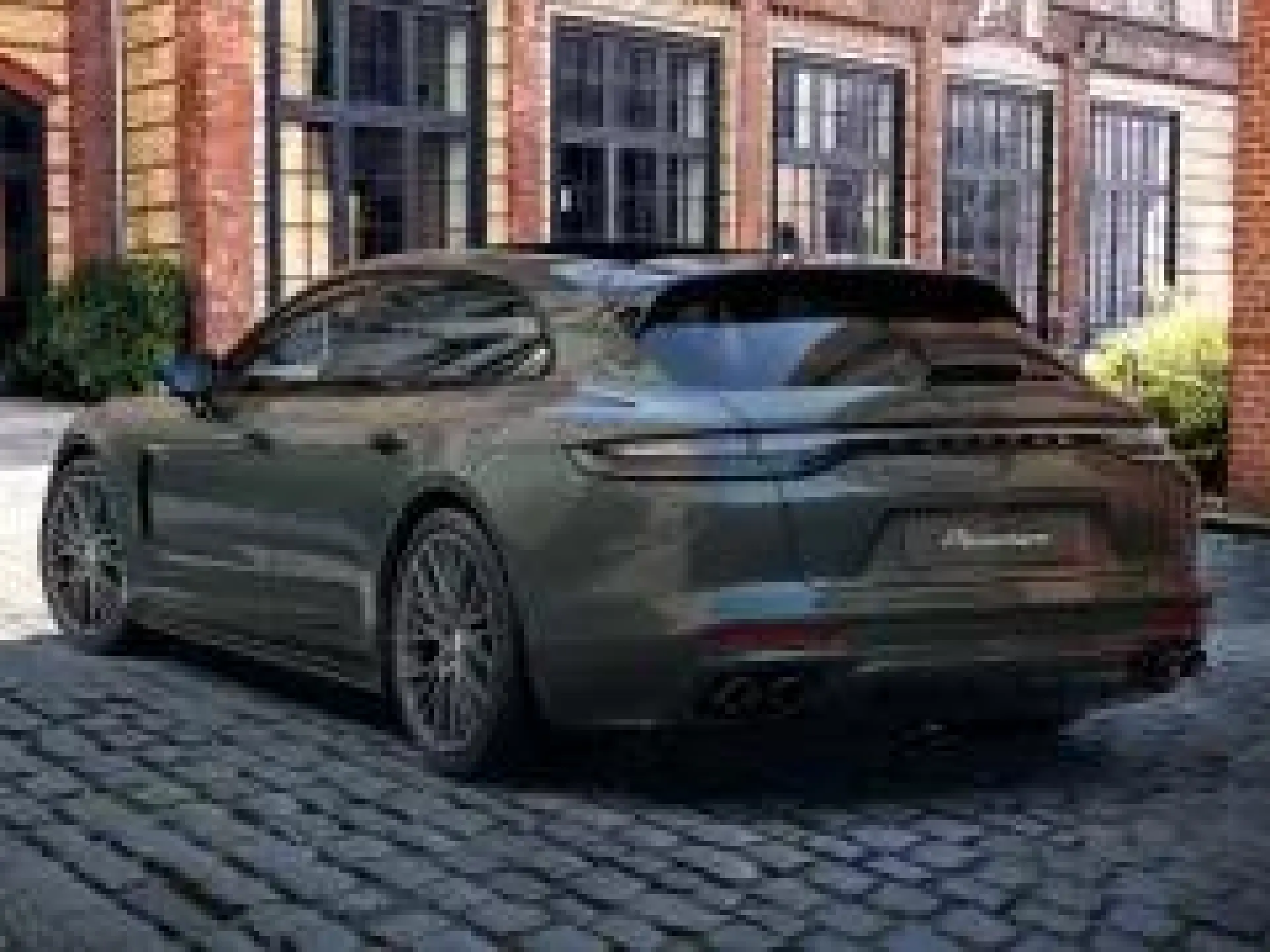 Panamera 4 E-Hybrid Sport Turismo Platinum Edition
