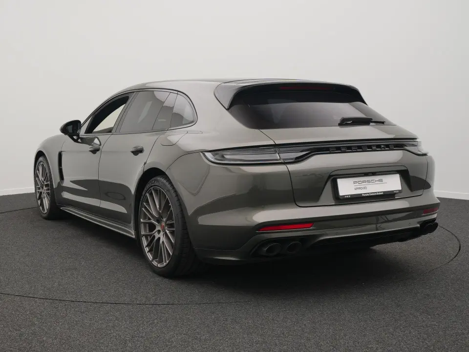 Porsche Panamera 4 E-Hybrid Sport Turismo Platinum Edition