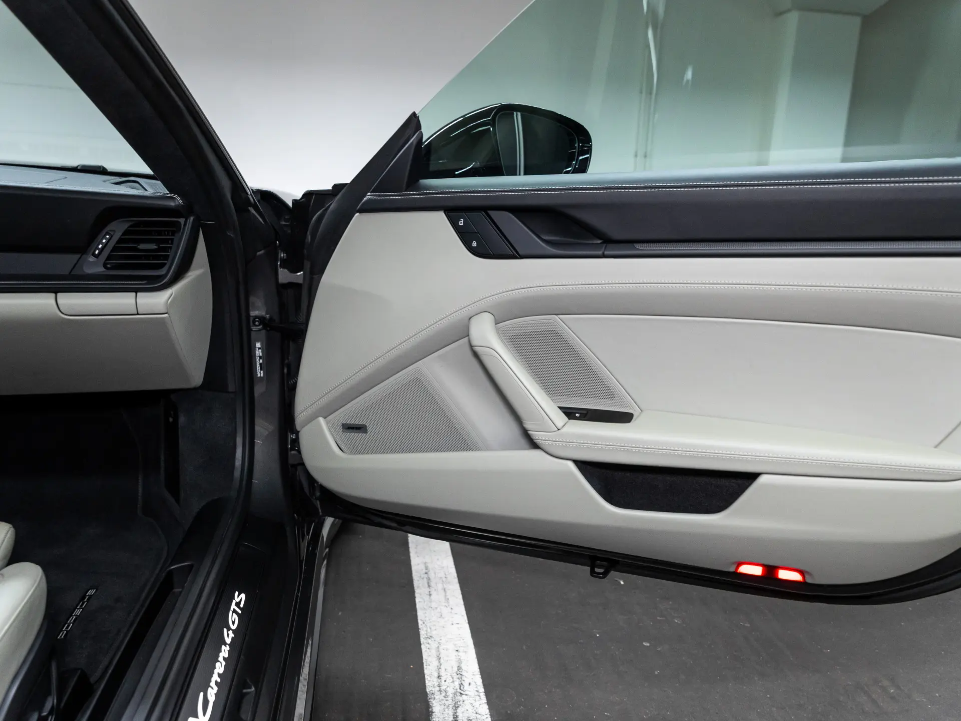 911 Carrera 4 GTS