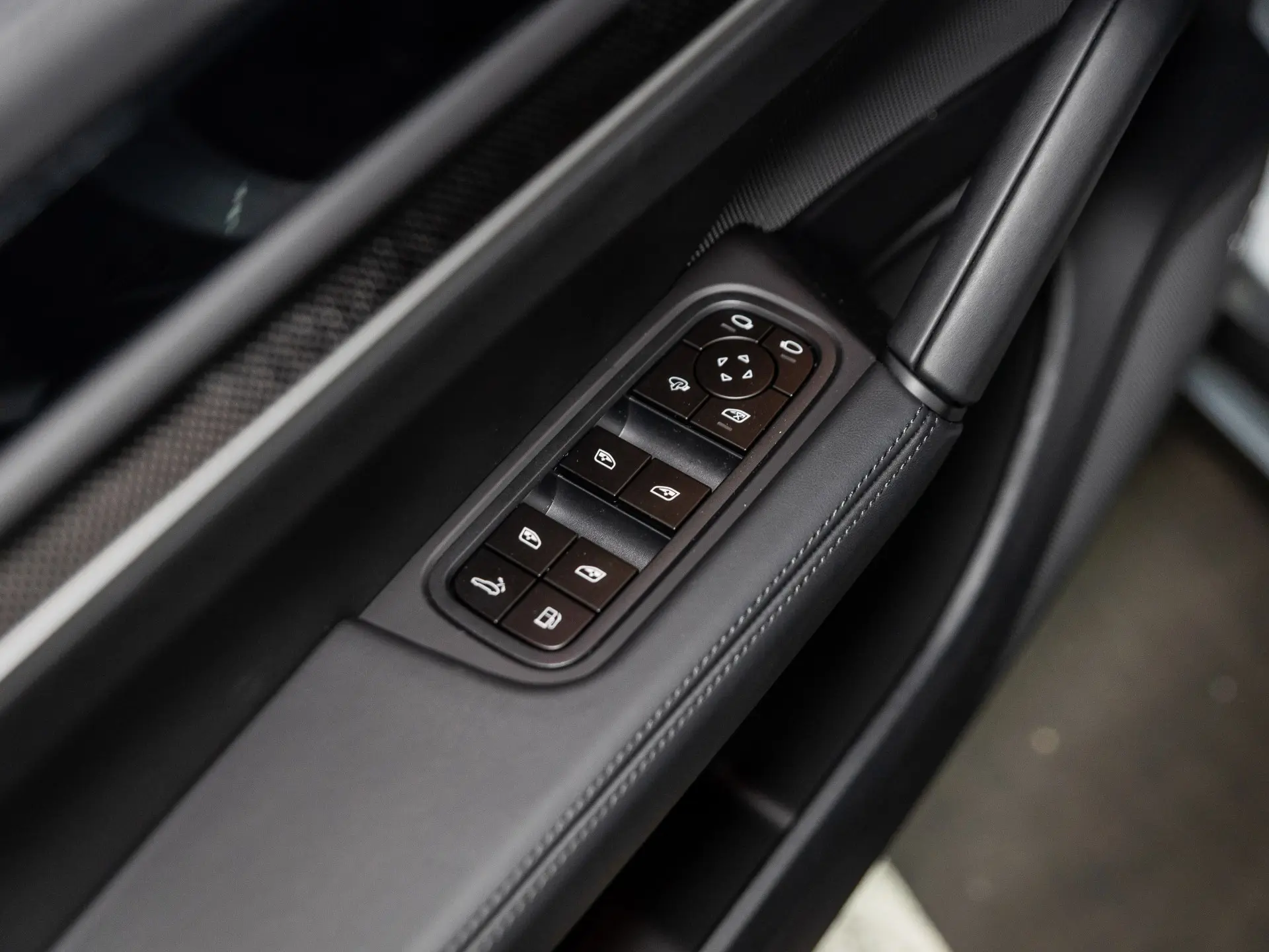 Cayenne E-Hybrid Black Edition Coupé