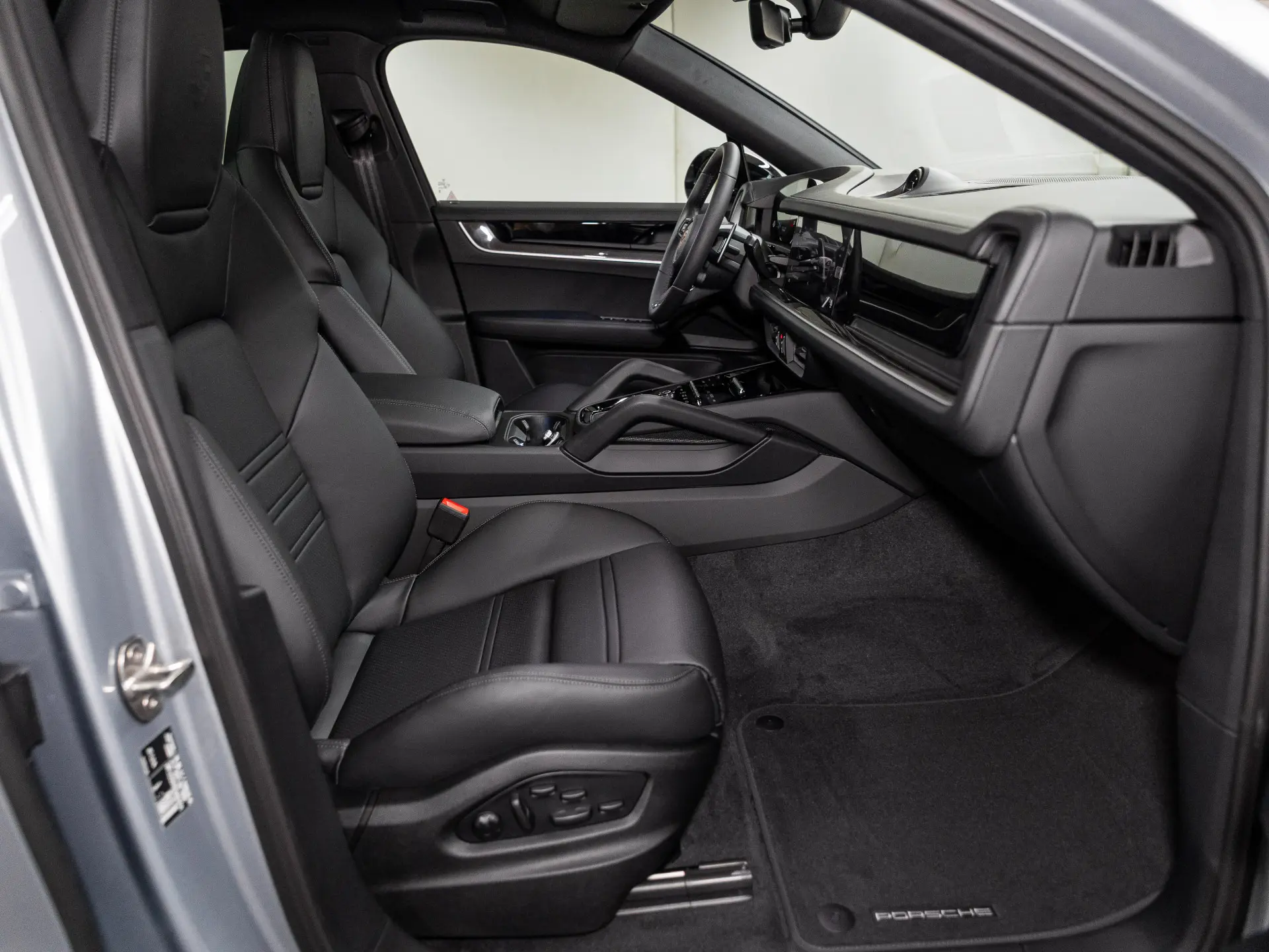 Cayenne E-Hybrid Black Edition Coupé