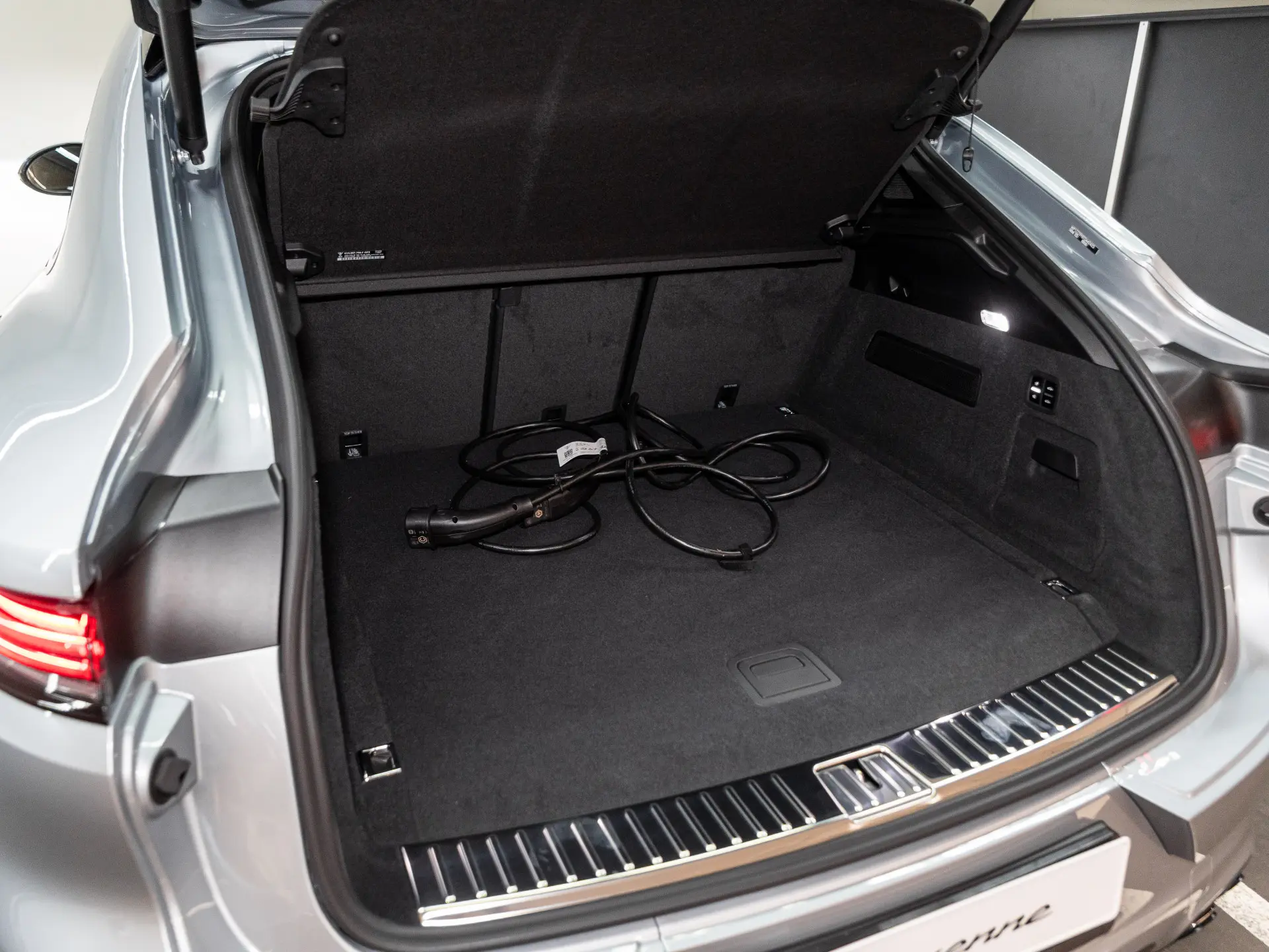 Cayenne E-Hybrid Black Edition Coupé