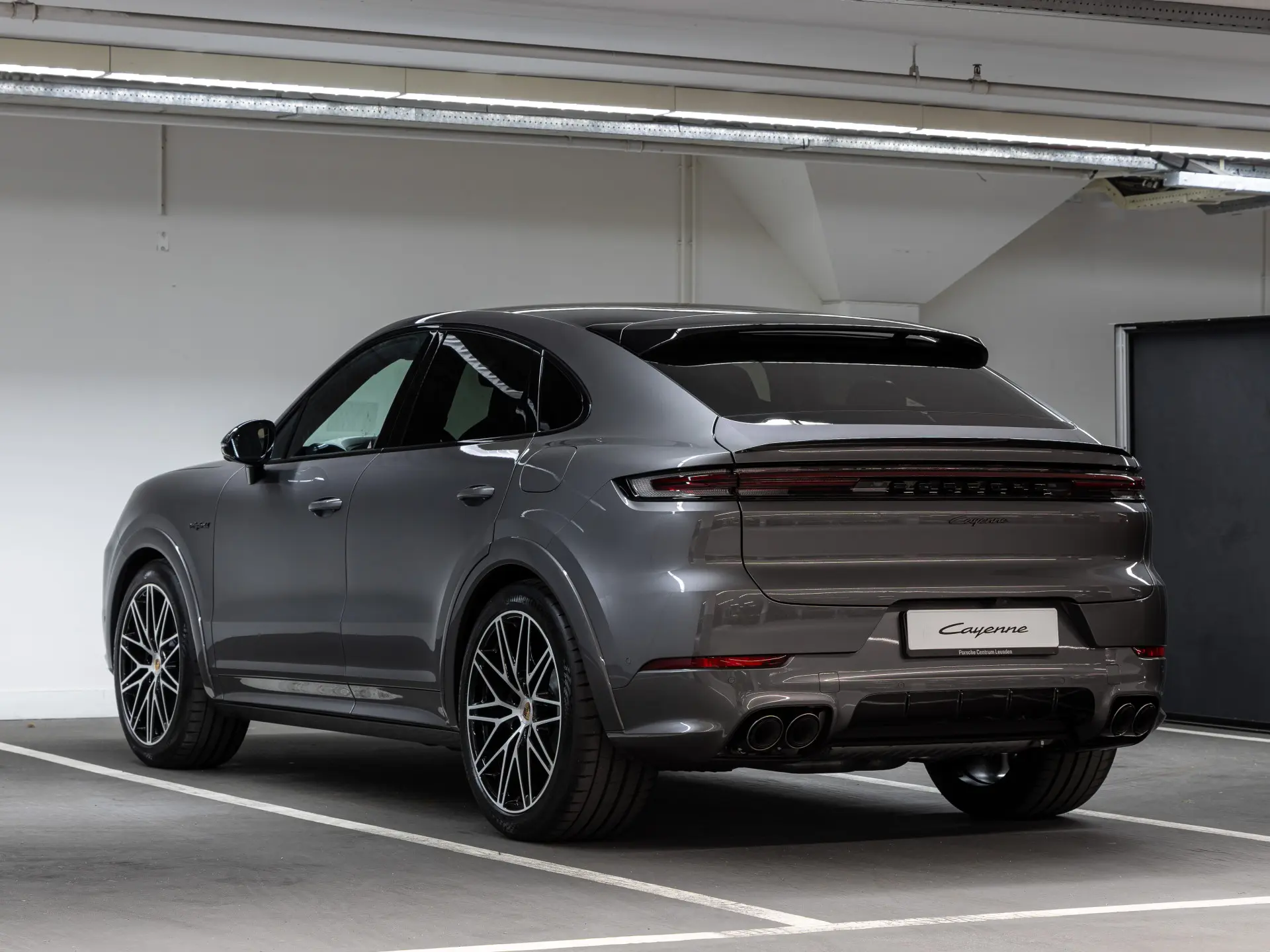 Cayenne E-Hybrid Black Edition Coupé