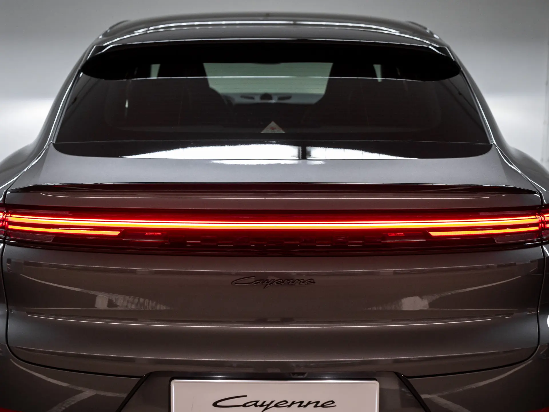 Cayenne E-Hybrid Black Edition Coupé