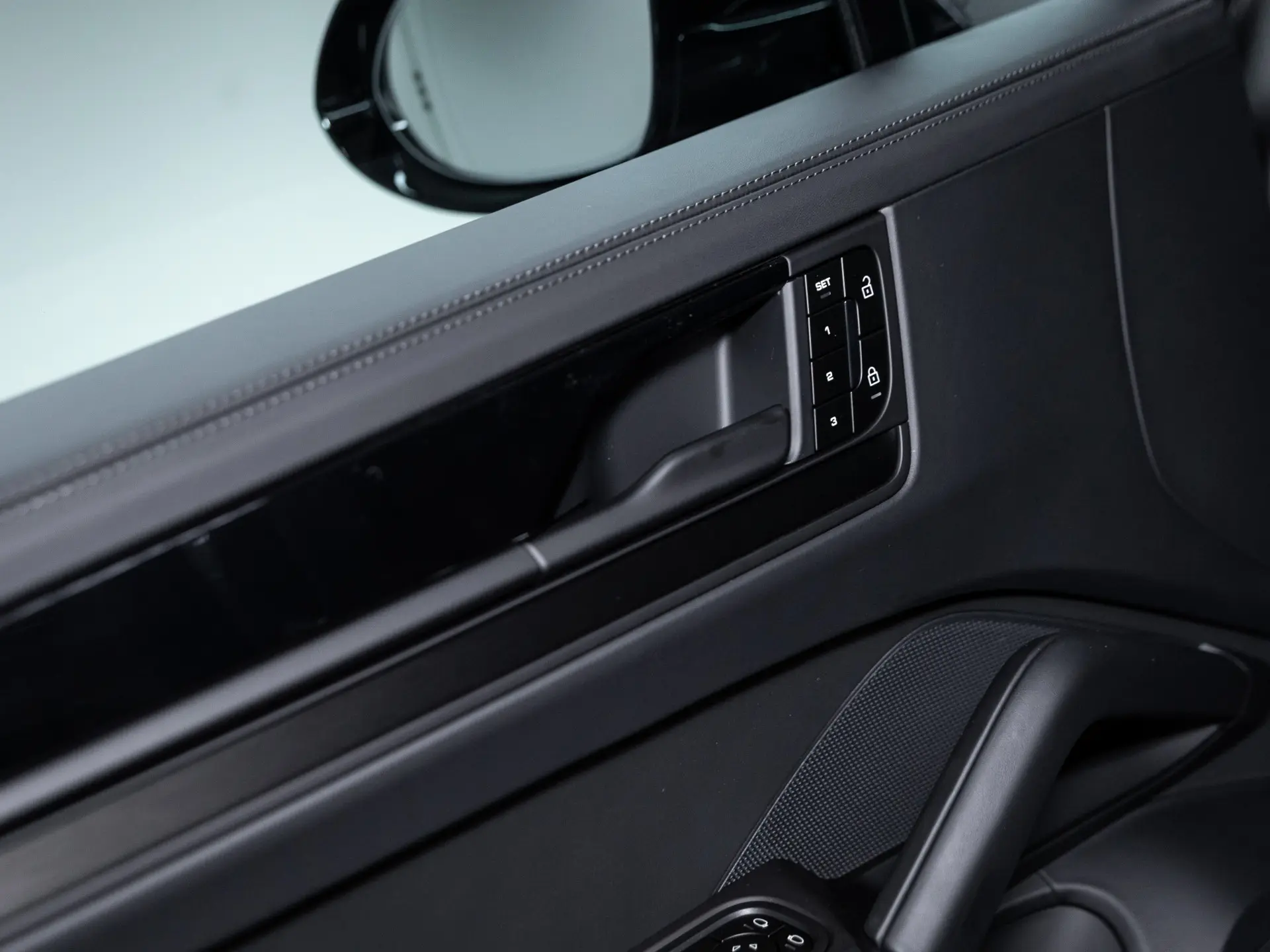 Cayenne E-Hybrid Black Edition Coupé