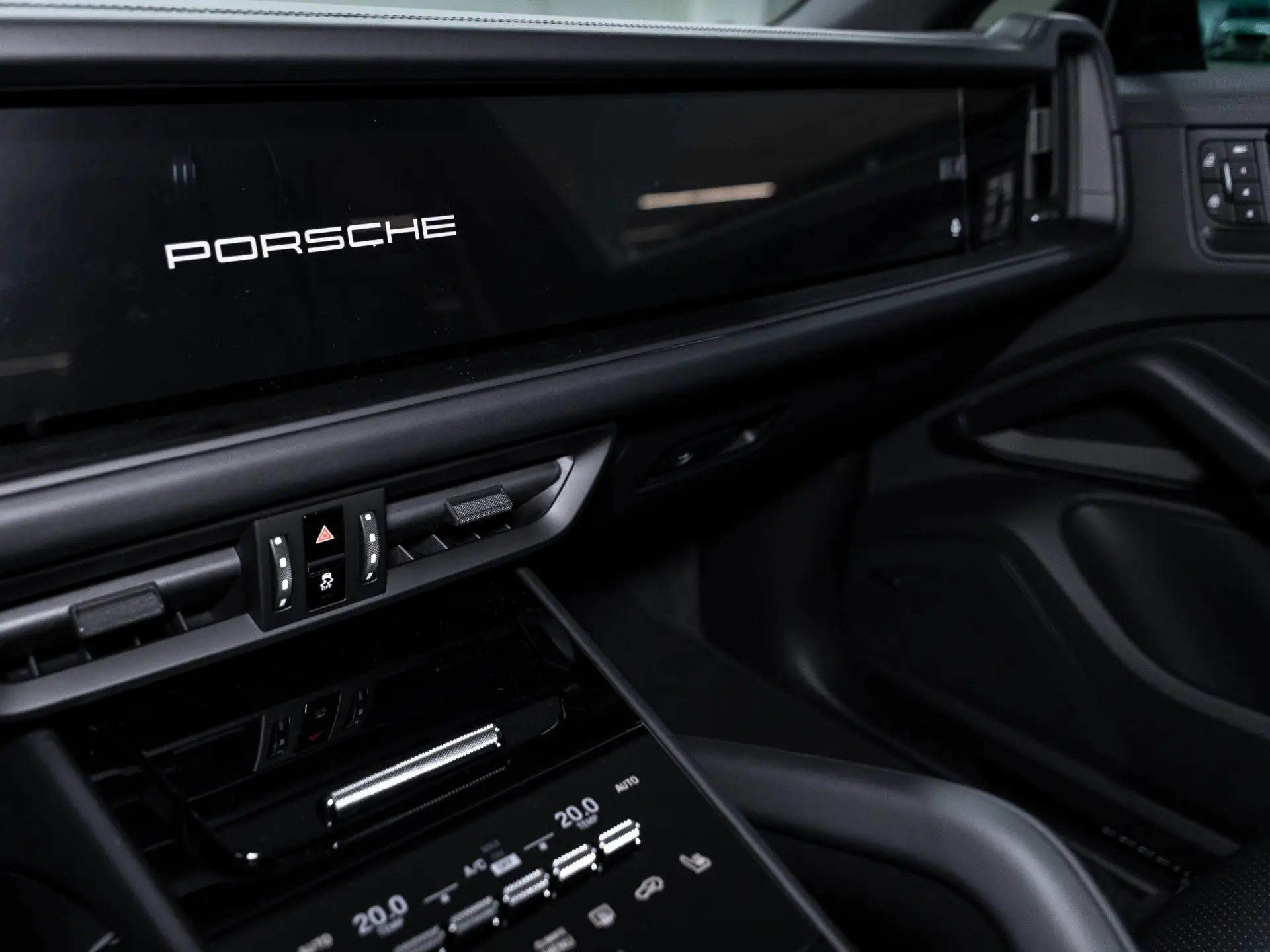 Cayenne E-Hybrid Black Edition Coupé