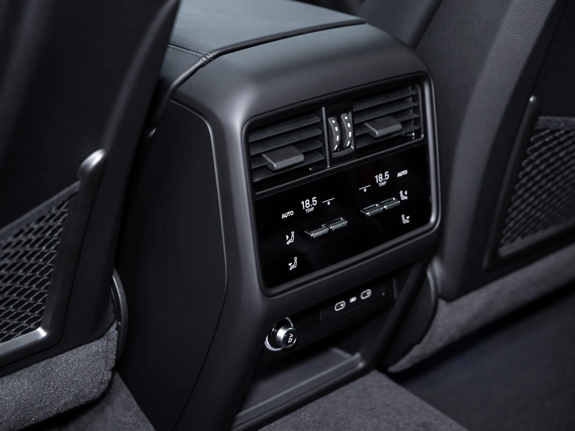 Cayenne E-Hybrid Black Edition Coupé