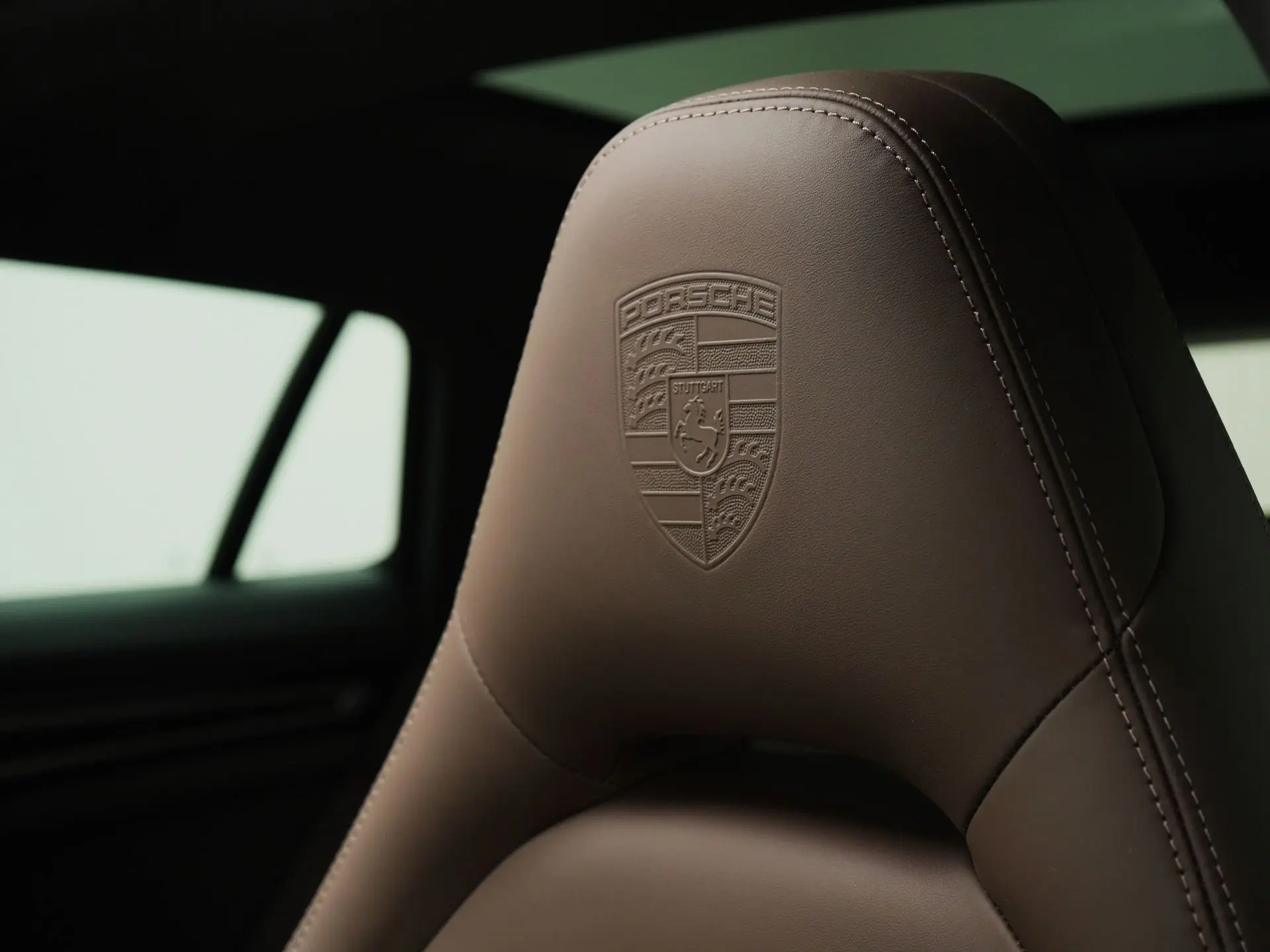 Panamera 4 E-Hybrid Sport Turismo Platinum Edition