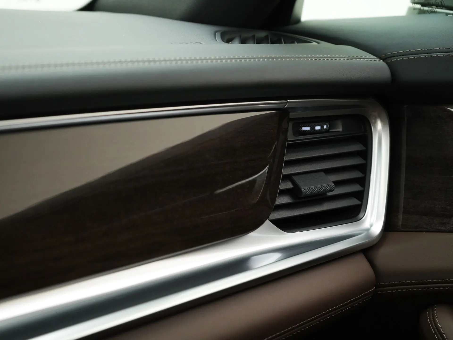 Panamera 4 E-Hybrid Sport Turismo Platinum Edition